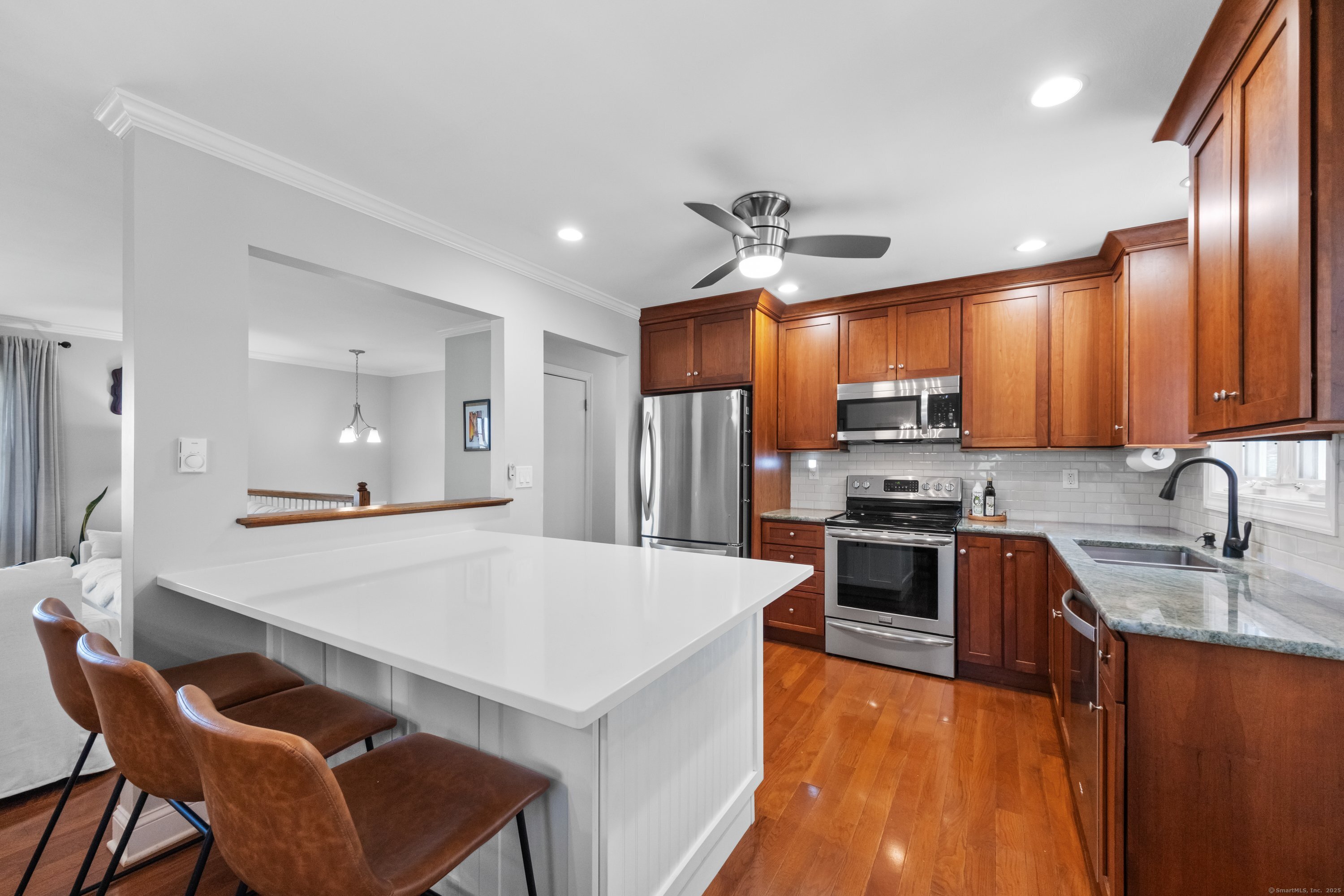 3 N Pleasant, Brookfield, Connecticut 06804