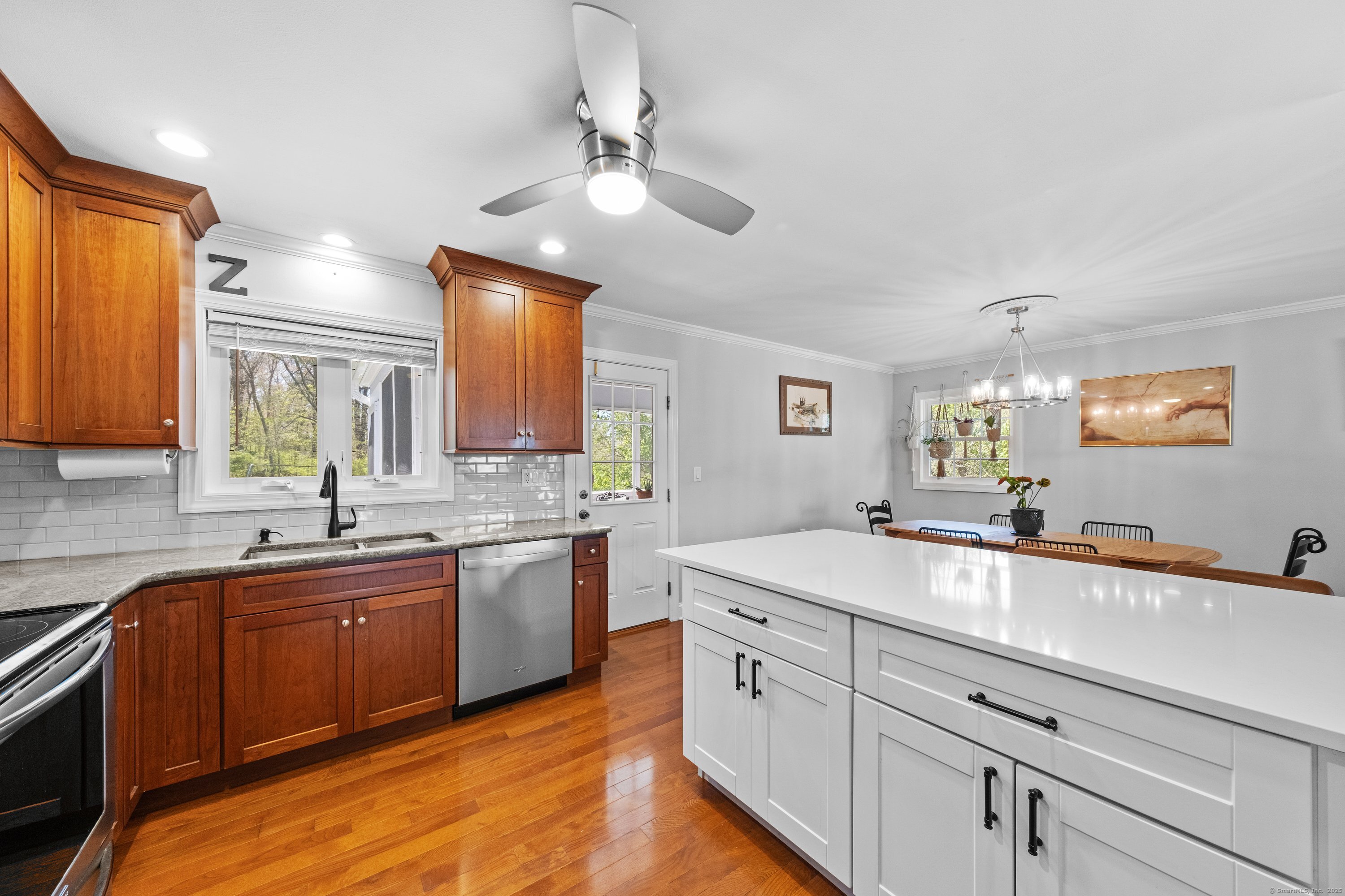 3 N Pleasant, Brookfield, Connecticut 06804