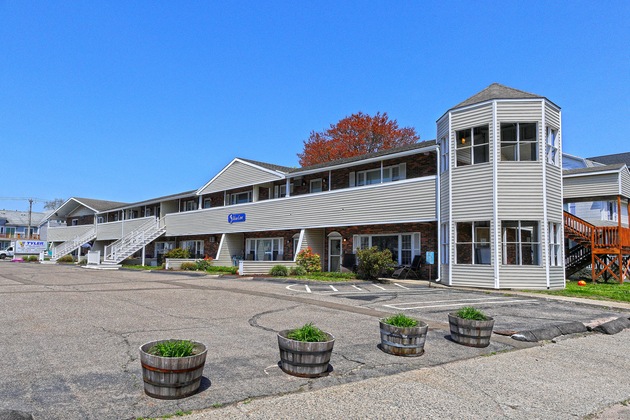 157 Kings, Milford, Connecticut 06460