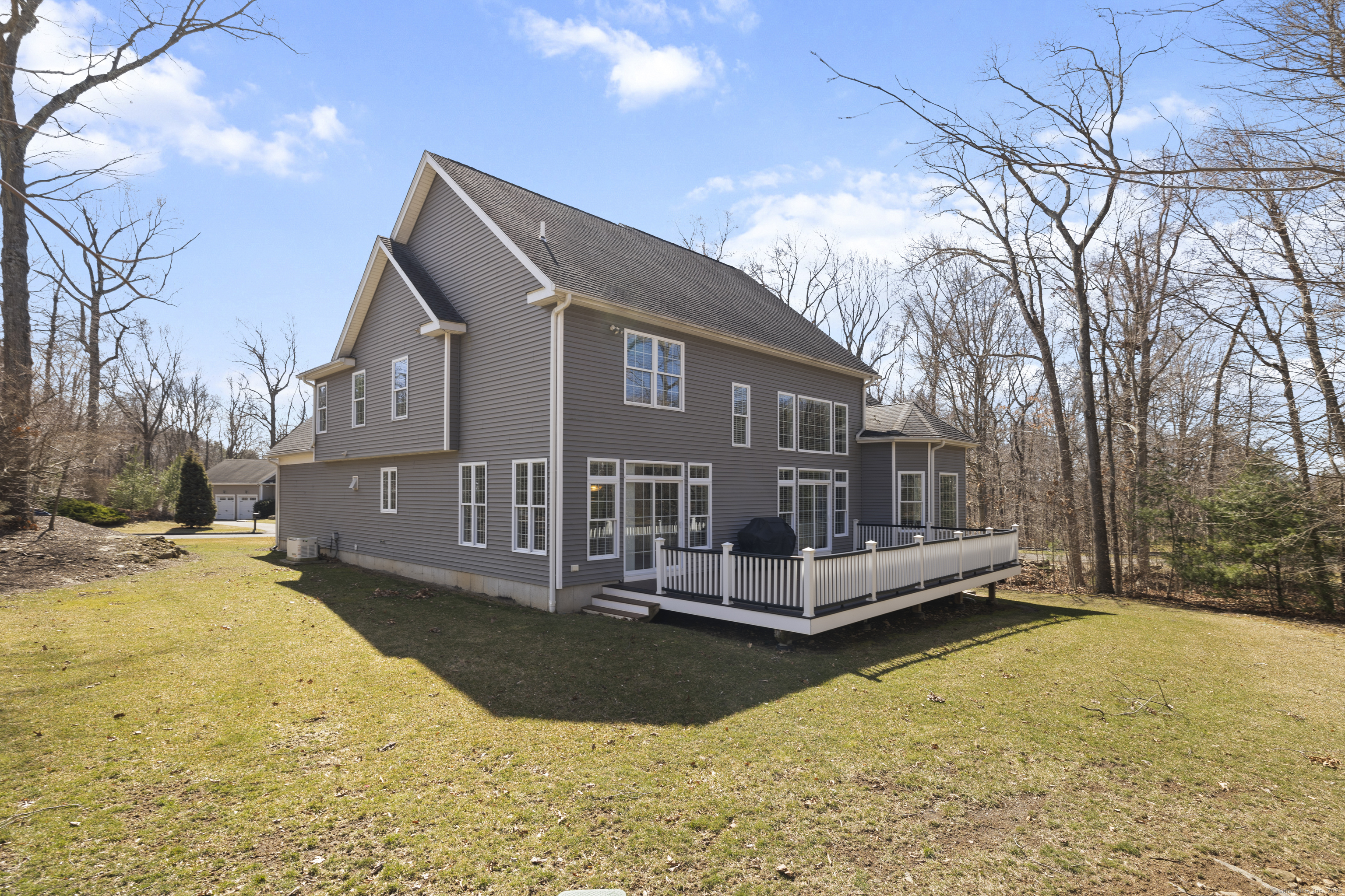 83 Maler, Shelton, Connecticut 06484