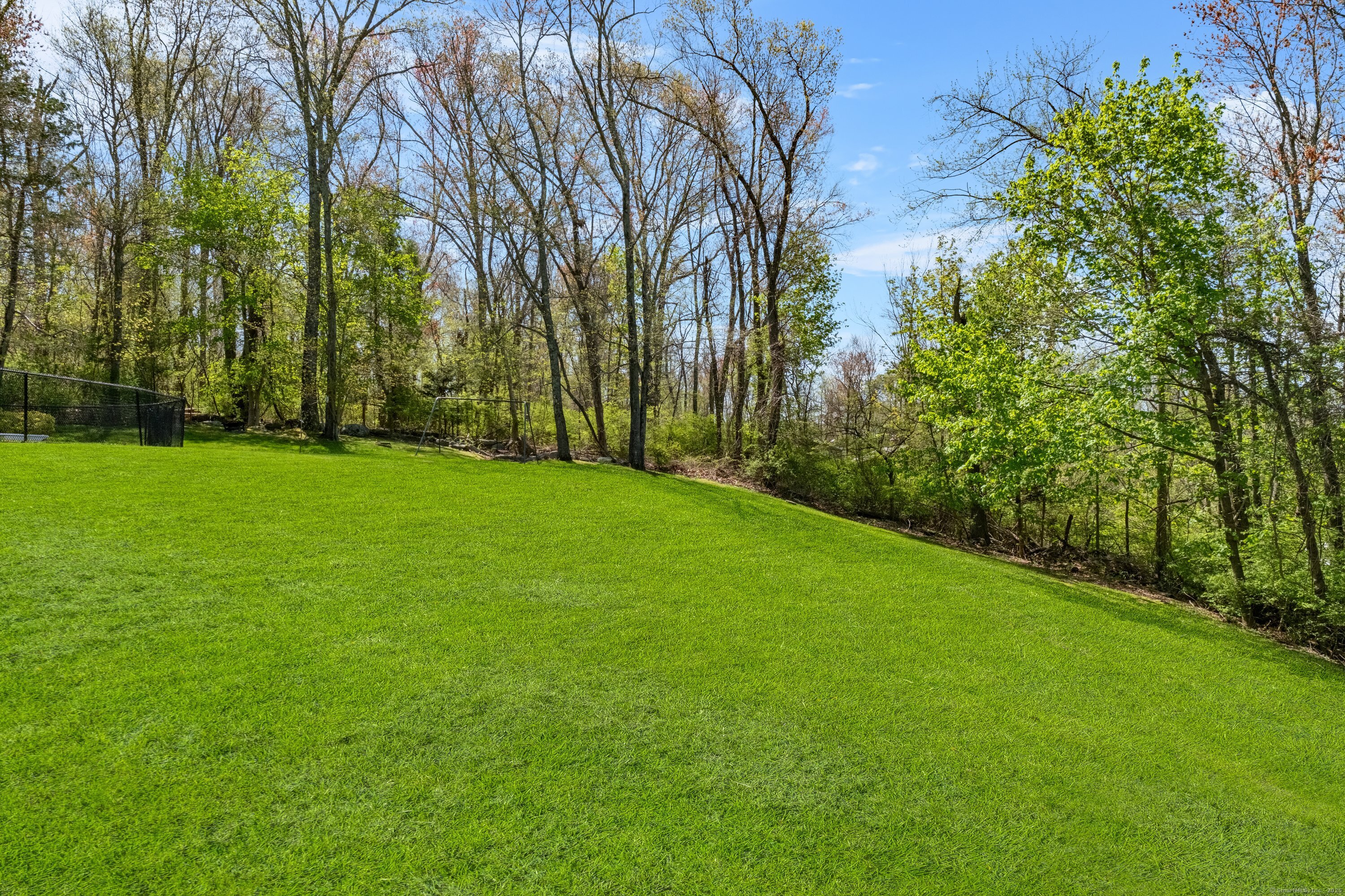 3 N Pleasant, Brookfield, Connecticut 06804