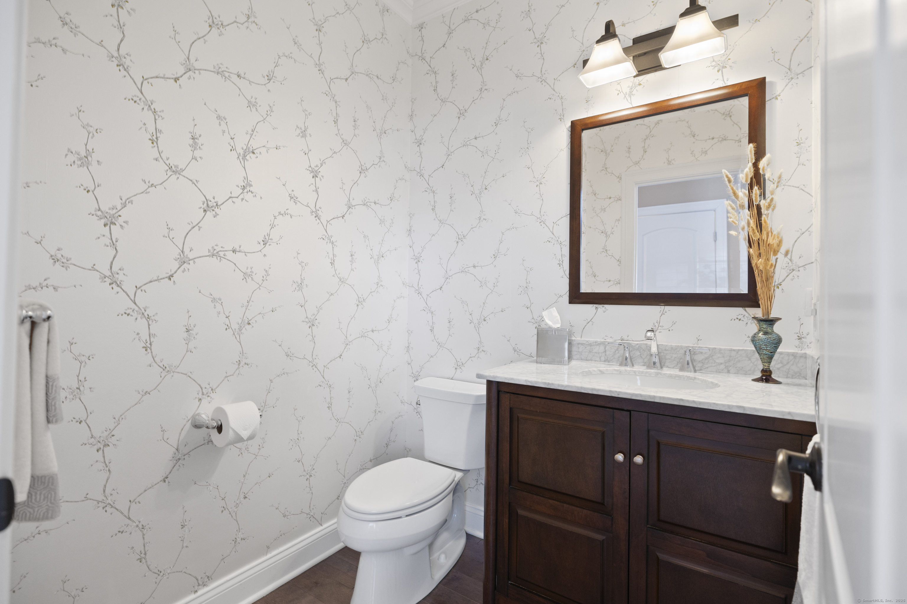 83 Maler, Shelton, Connecticut 06484