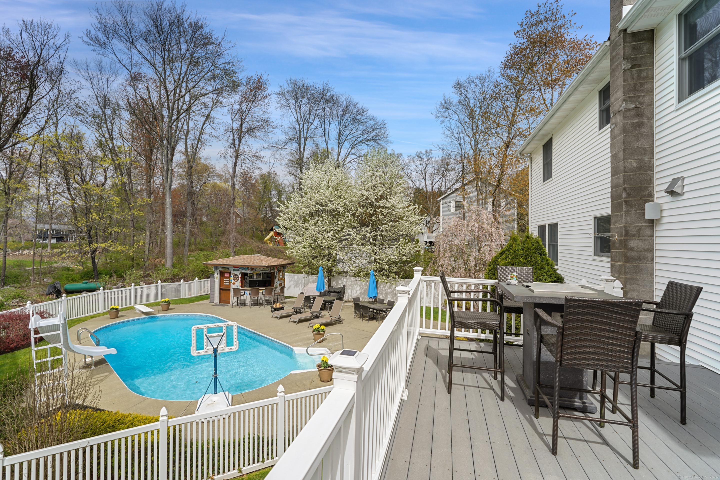 16B Westview, New Fairfield, Connecticut 06812