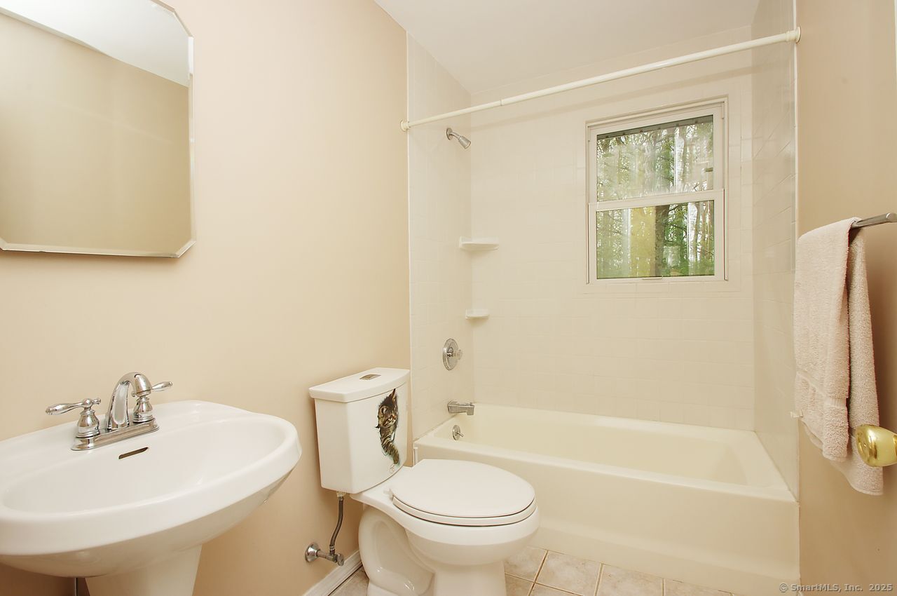 19 Morton, Meriden, Connecticut 06450