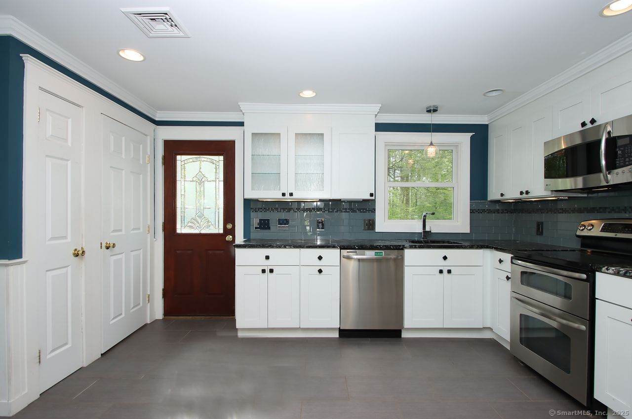 19 Morton, Meriden, Connecticut 06450