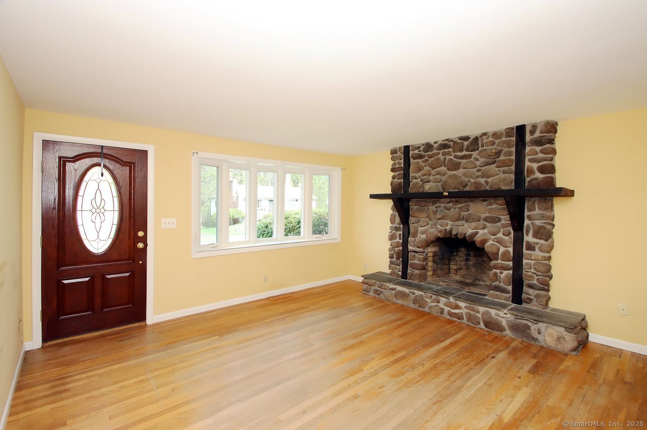 19 Morton, Meriden, Connecticut 06450