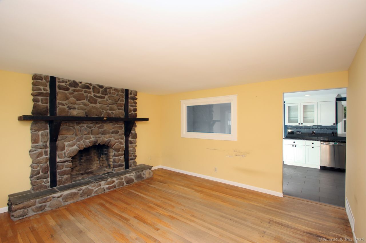 19 Morton, Meriden, Connecticut 06450