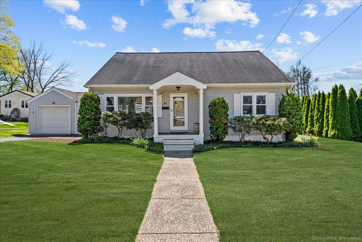 37 Green, Wallingford, Connecticut 06492