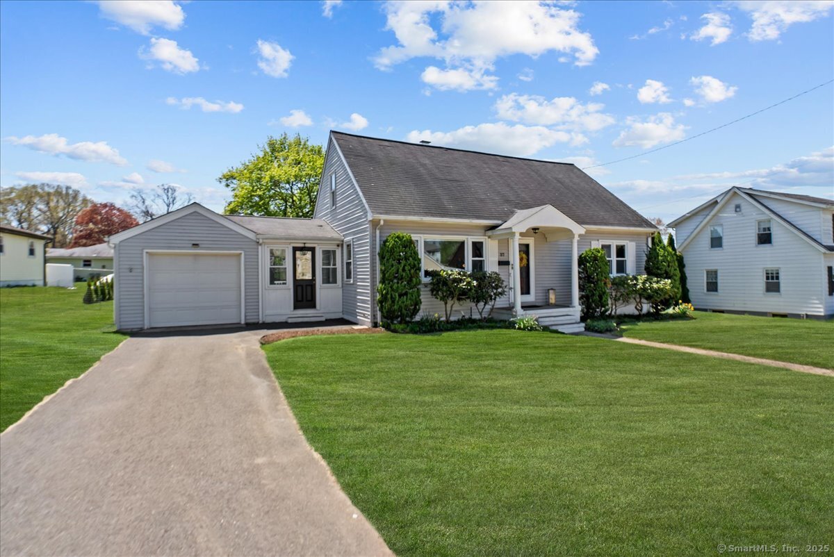 37 Green, Wallingford, Connecticut 06492