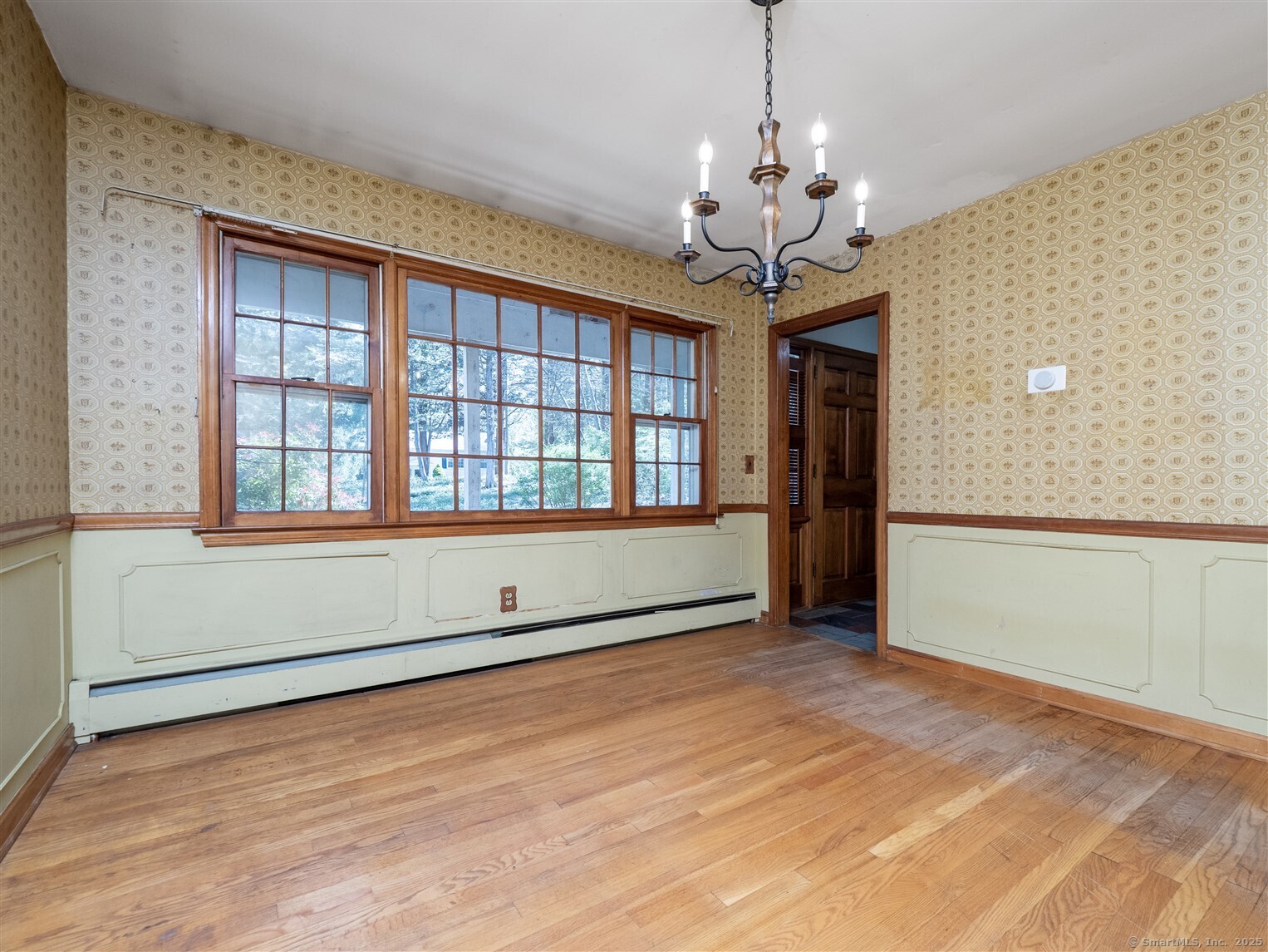 93 Pond, Wilton, Connecticut 06897