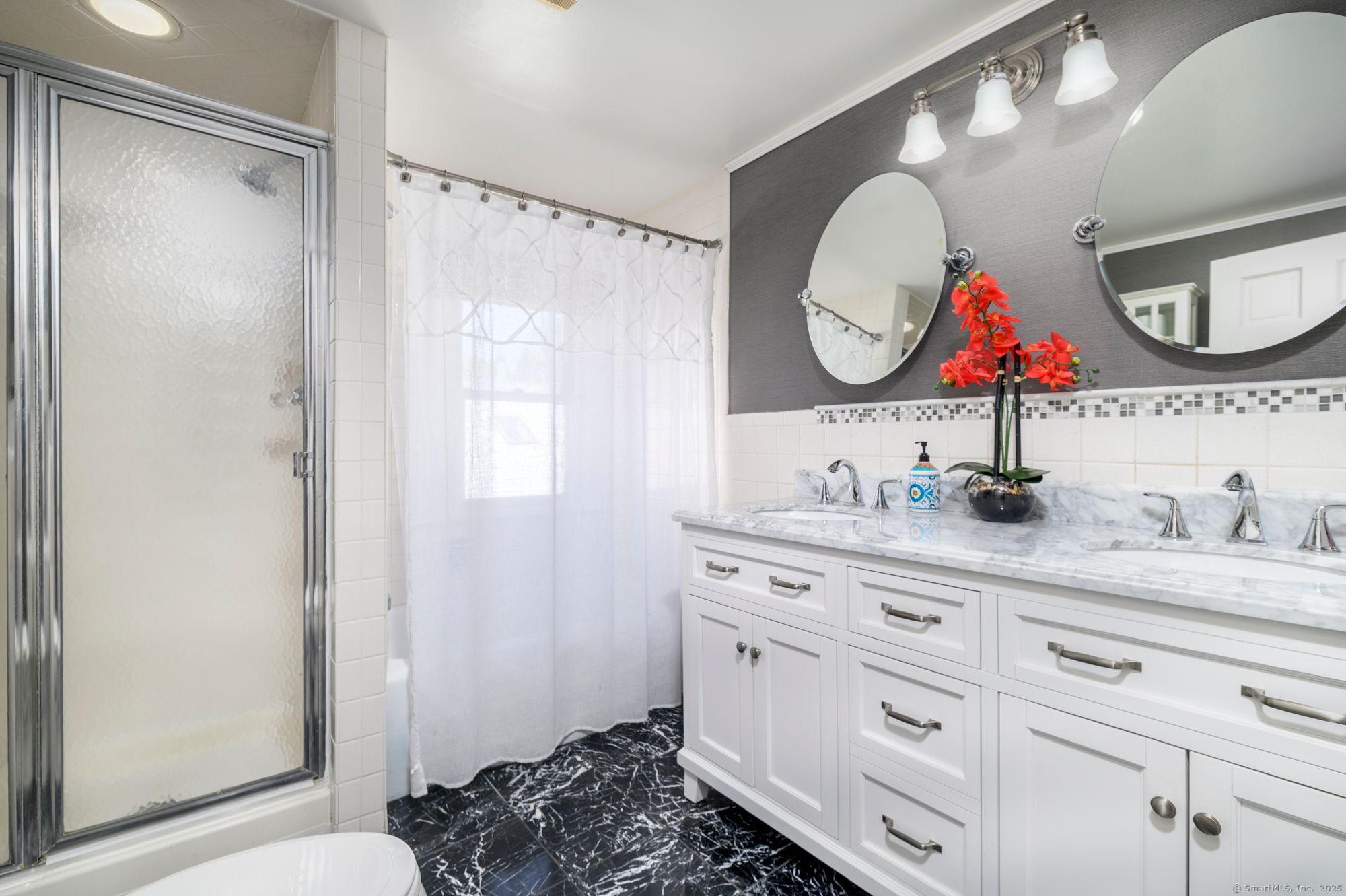 21 Newtown, Norwalk, Connecticut 06851