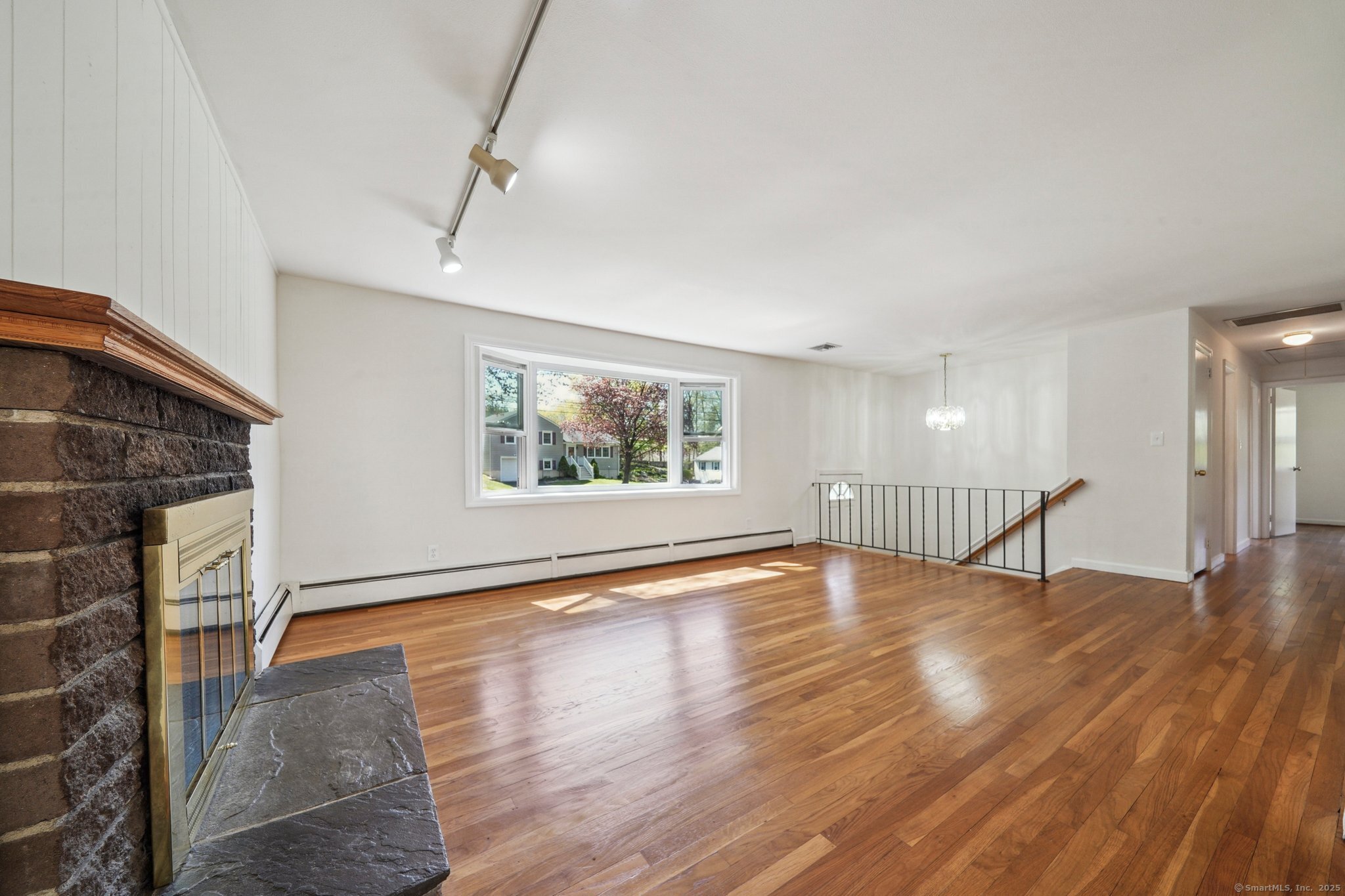 24 Styles, Norwalk, Connecticut 06850