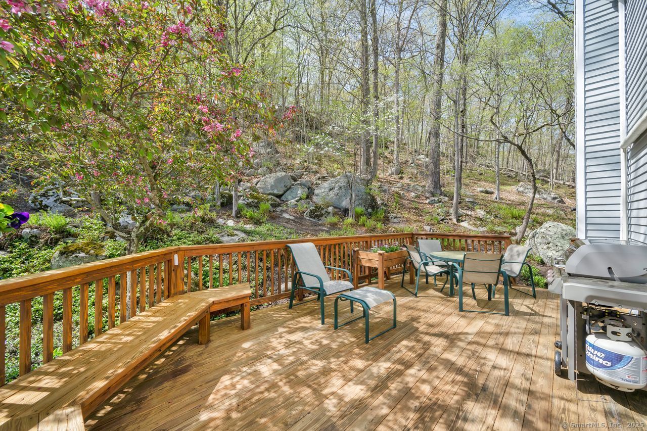 431 Fan Hill, Monroe, Connecticut 06468