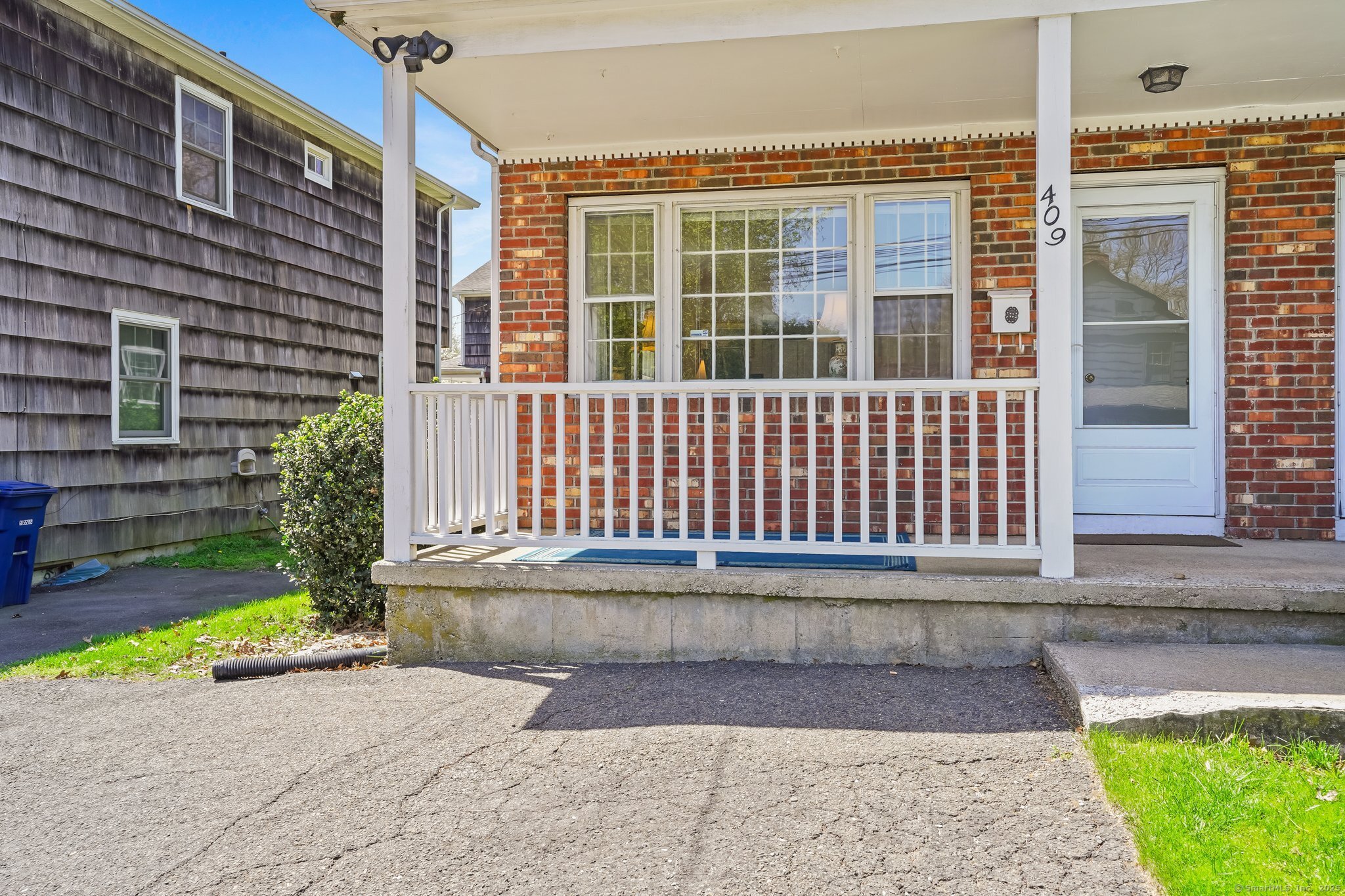 409 Brewster, Bridgeport, Connecticut 06605