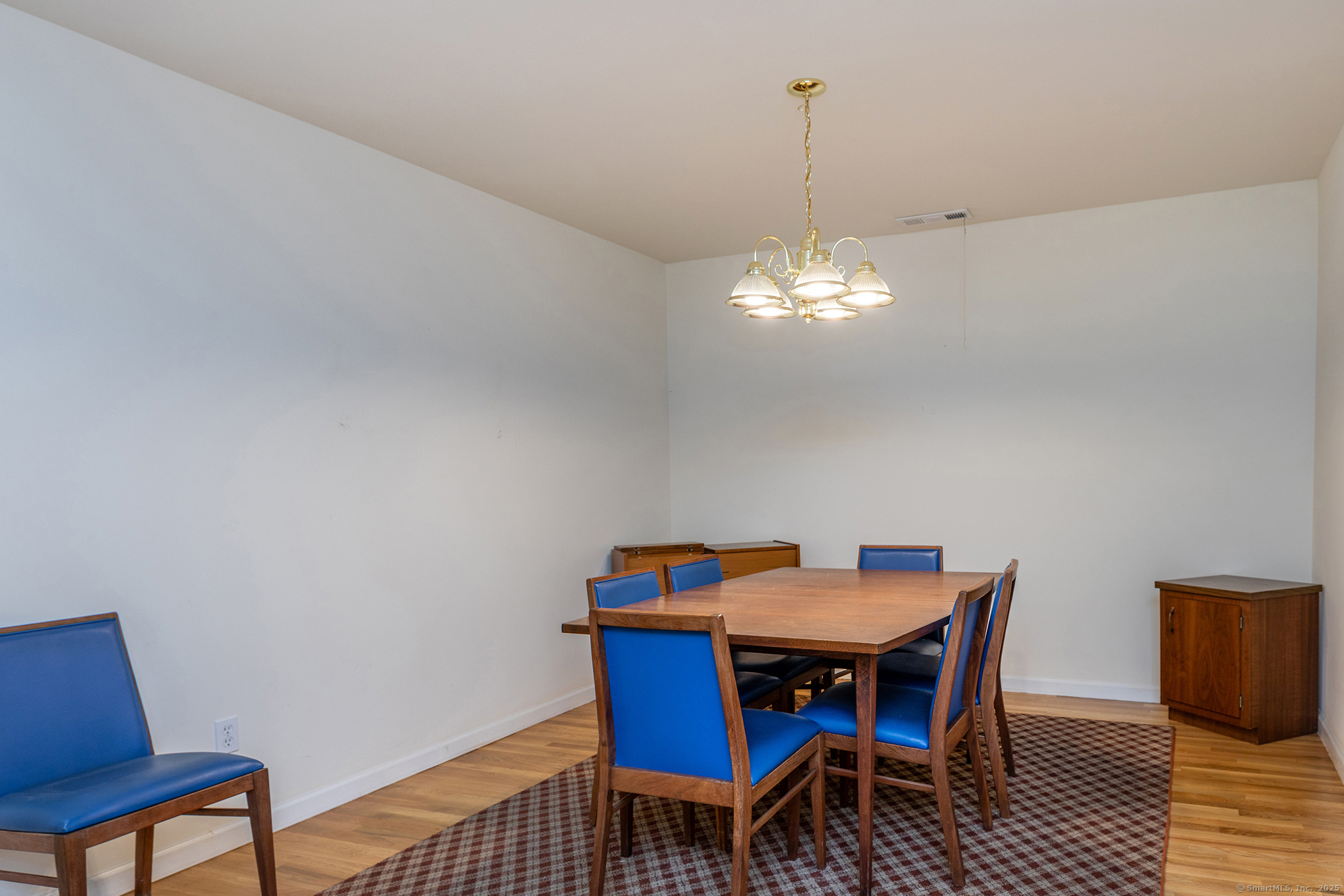 7 Mallory, Danbury, Connecticut 06811