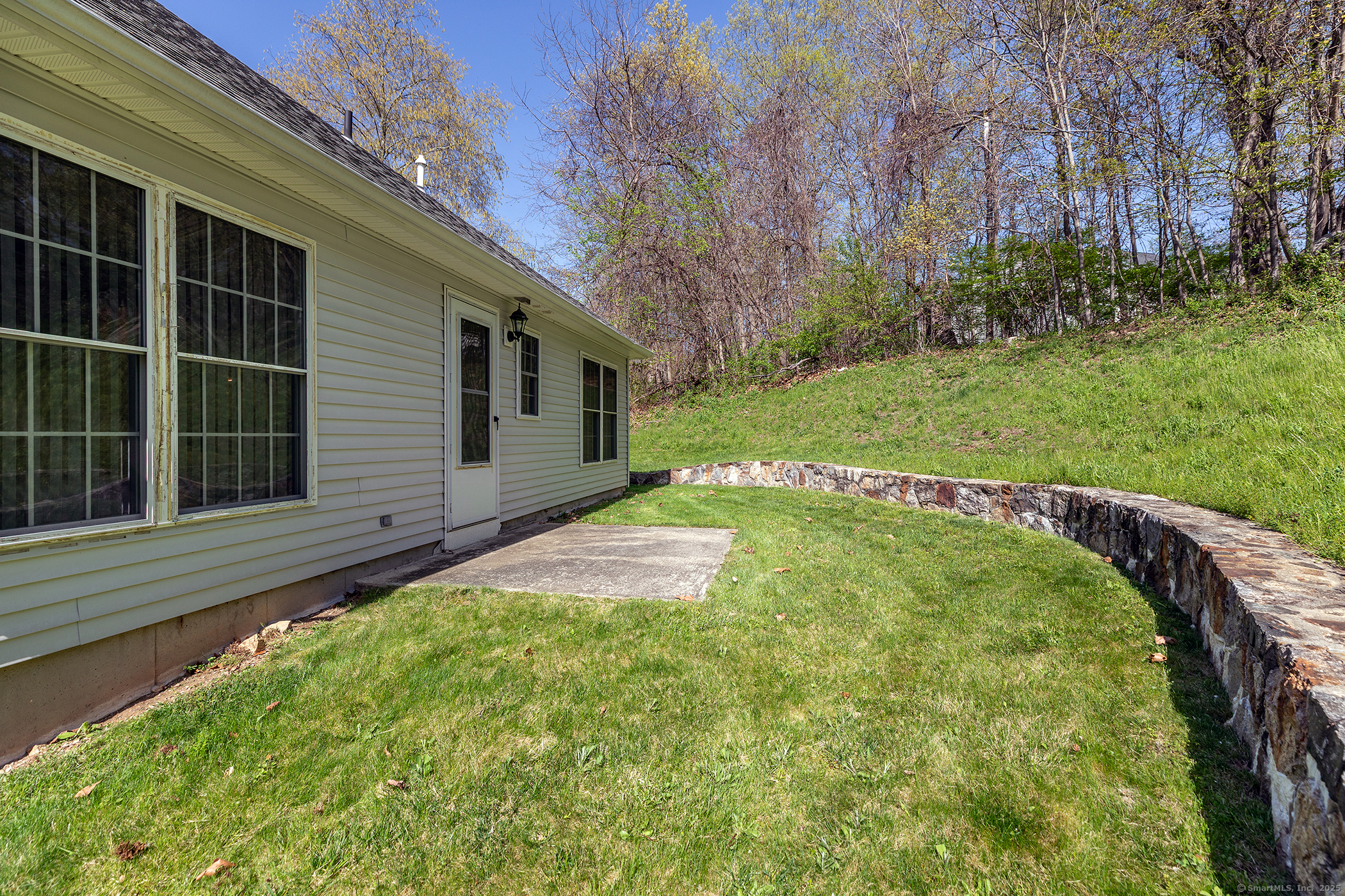 7 Mallory, Danbury, Connecticut 06811