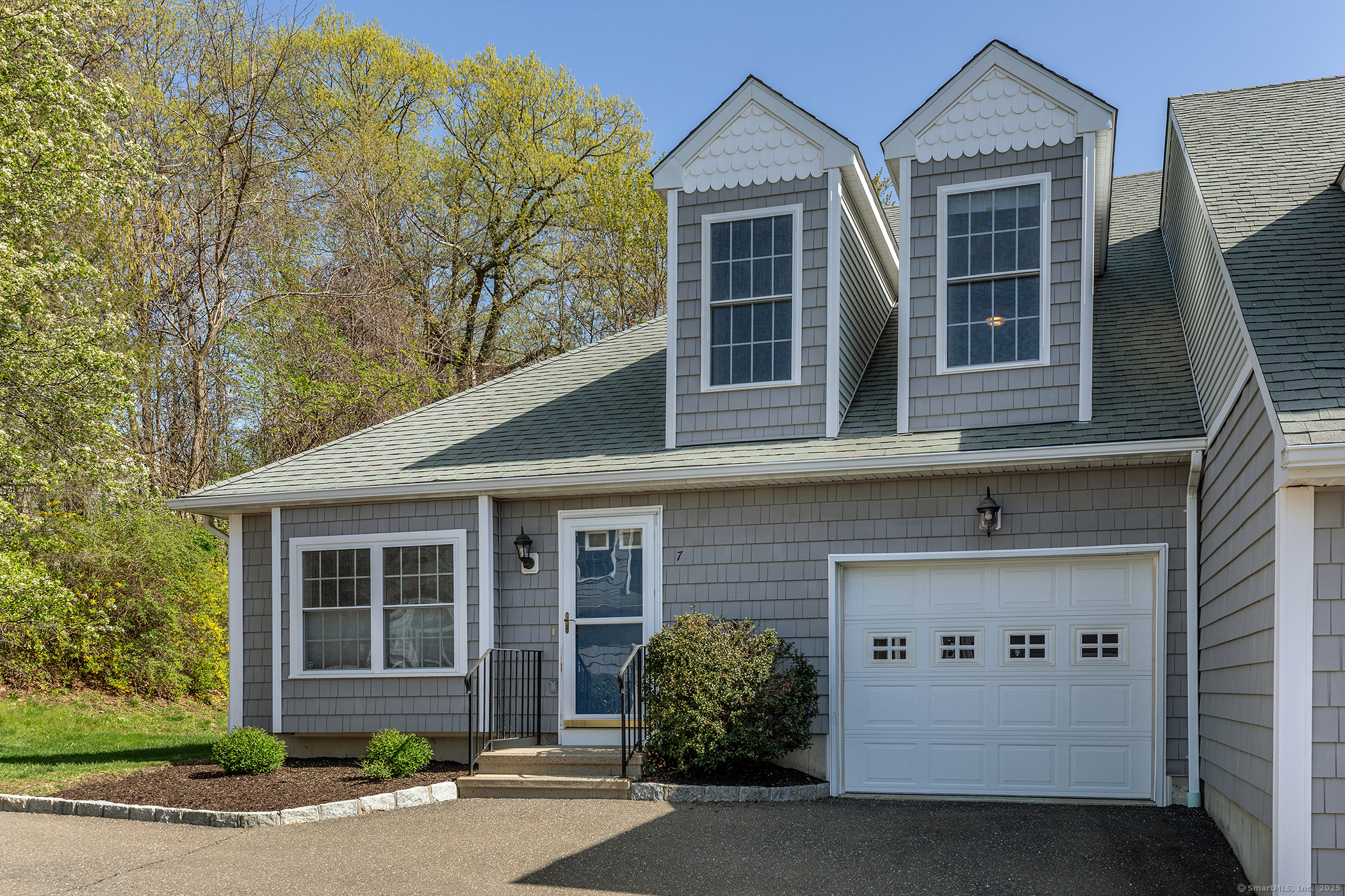 7 Mallory, Danbury, Connecticut 06811