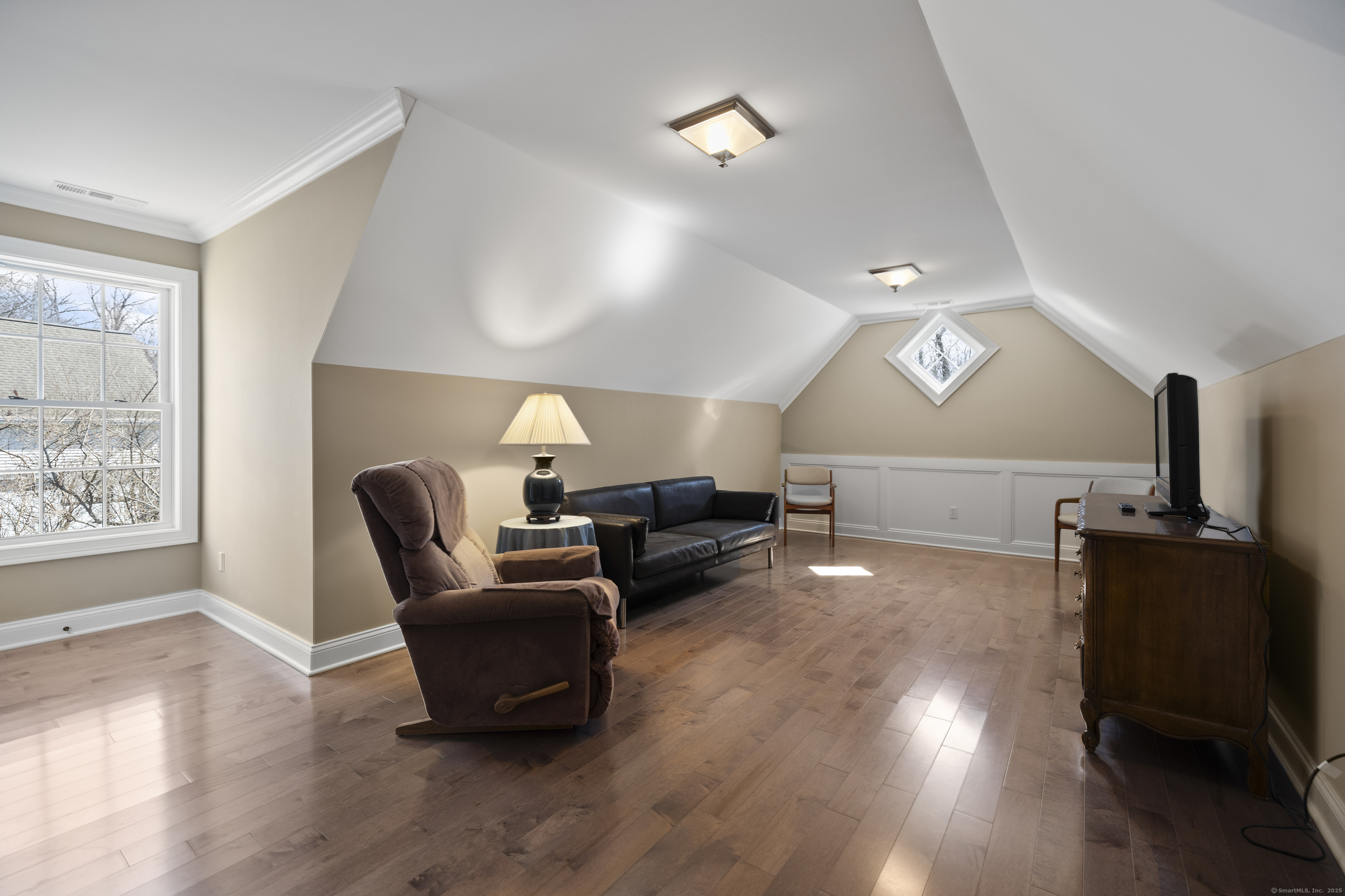 83 Maler, Shelton, Connecticut 06484