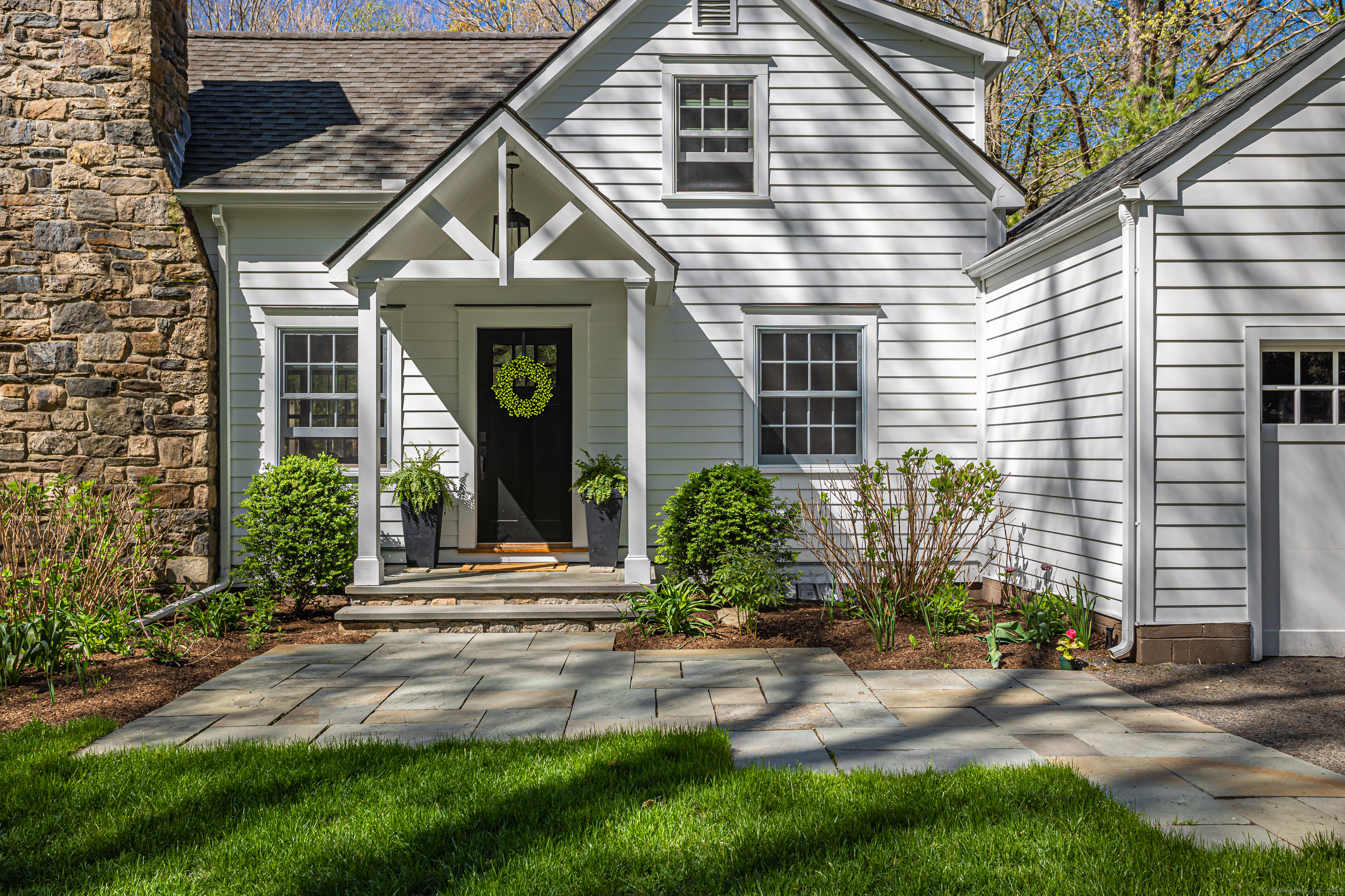 128 Blackwood, Stamford, Connecticut 06903