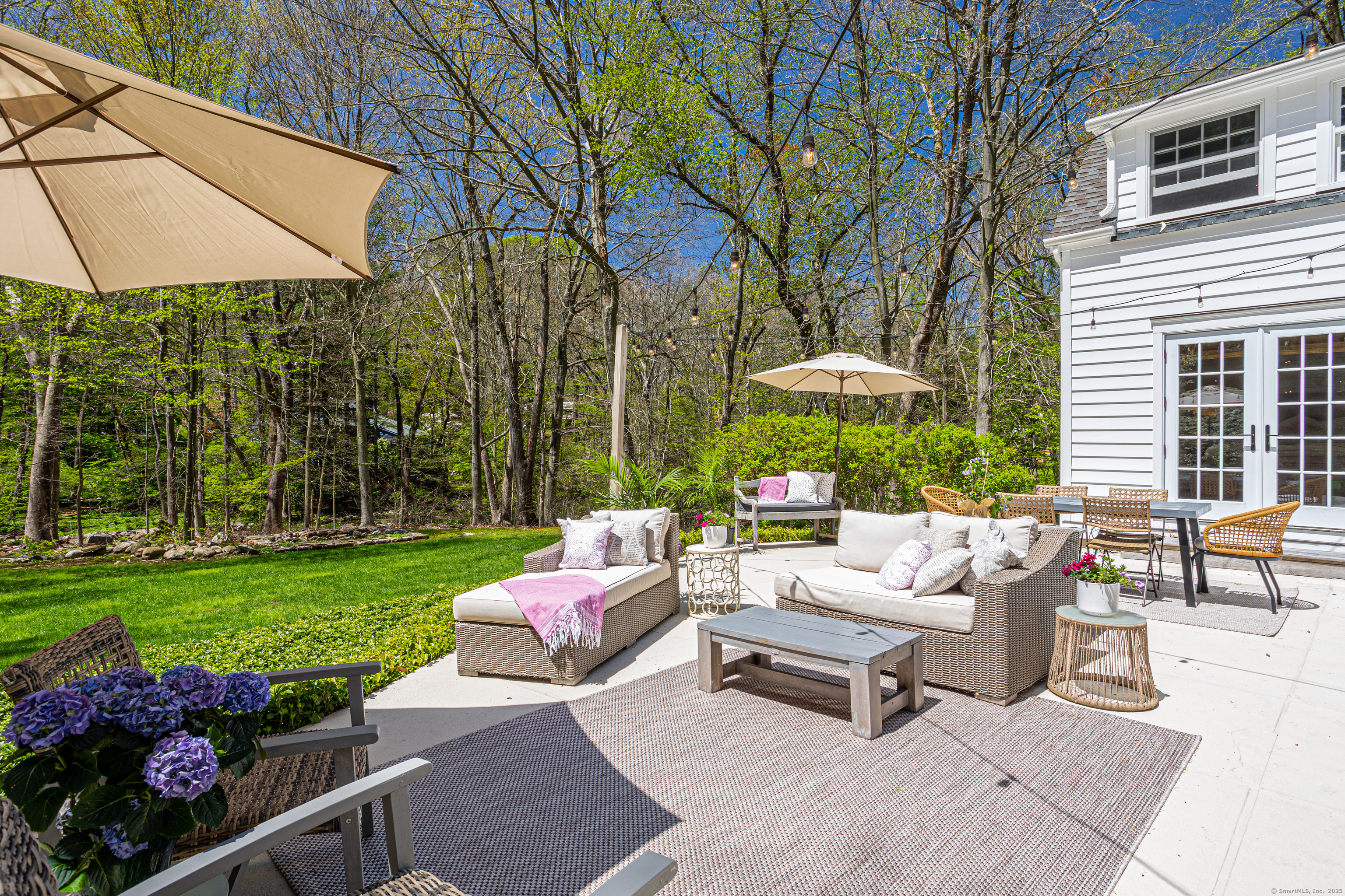 128 Blackwood, Stamford, Connecticut 06903