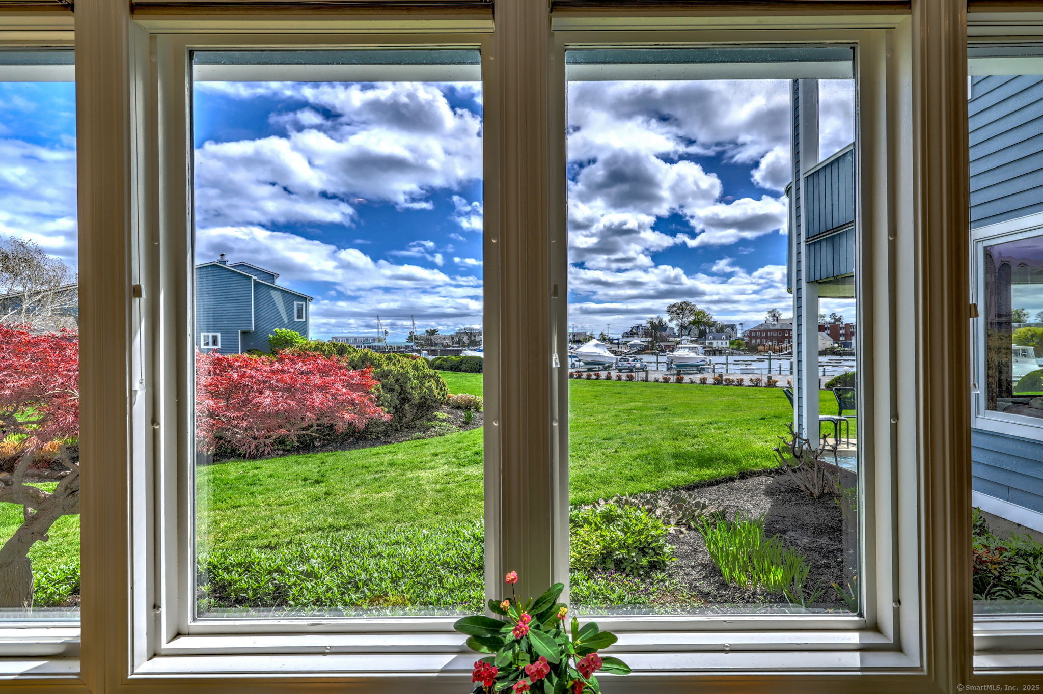 6 Oyster Landing, Milford, Connecticut 06460