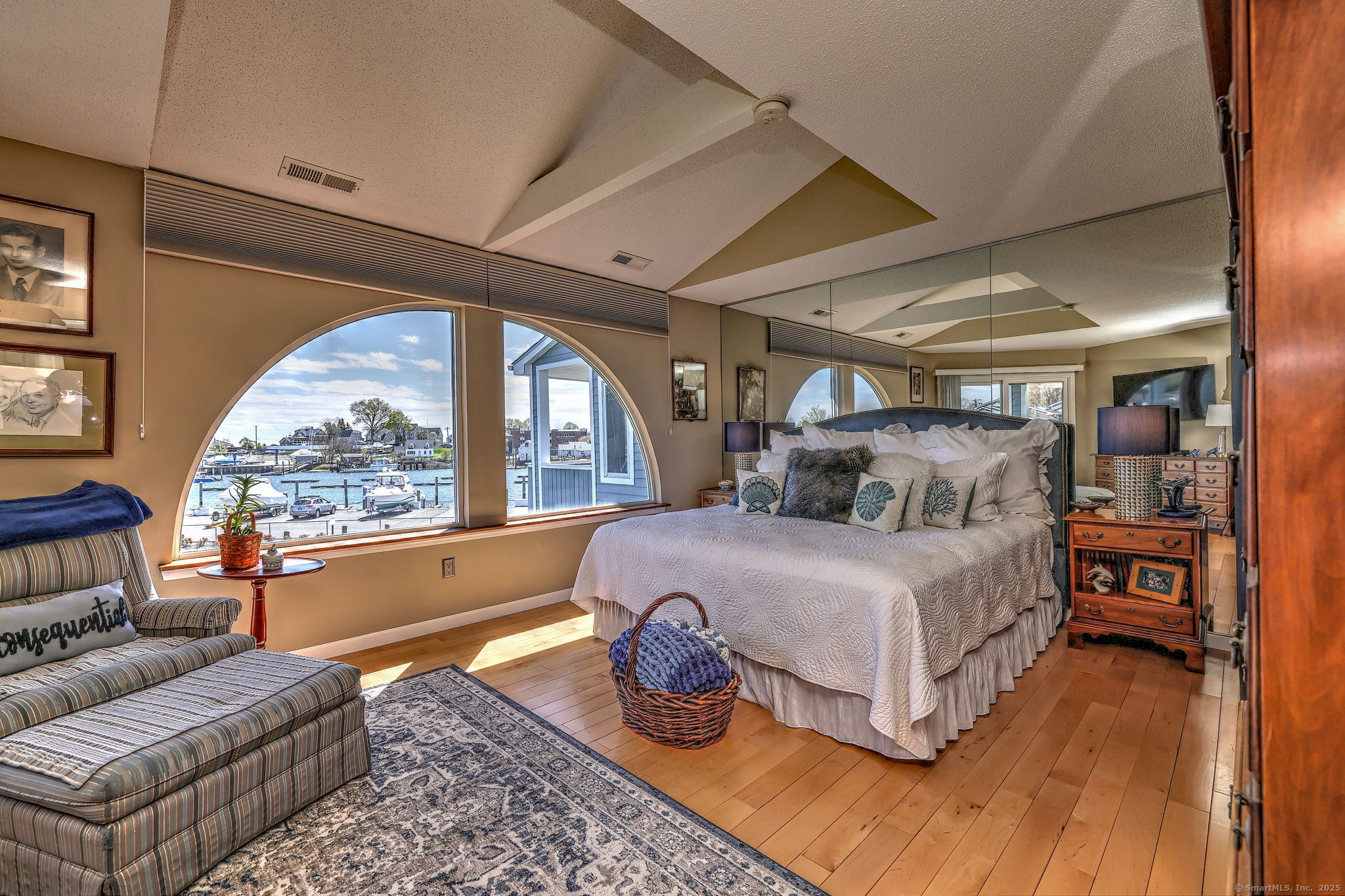6 Oyster Landing, Milford, Connecticut 06460