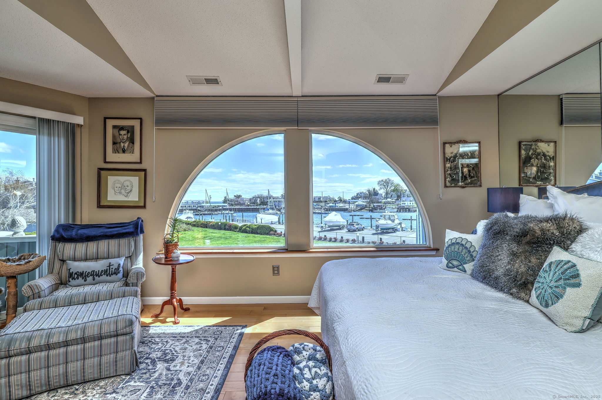6 Oyster Landing, Milford, Connecticut 06460