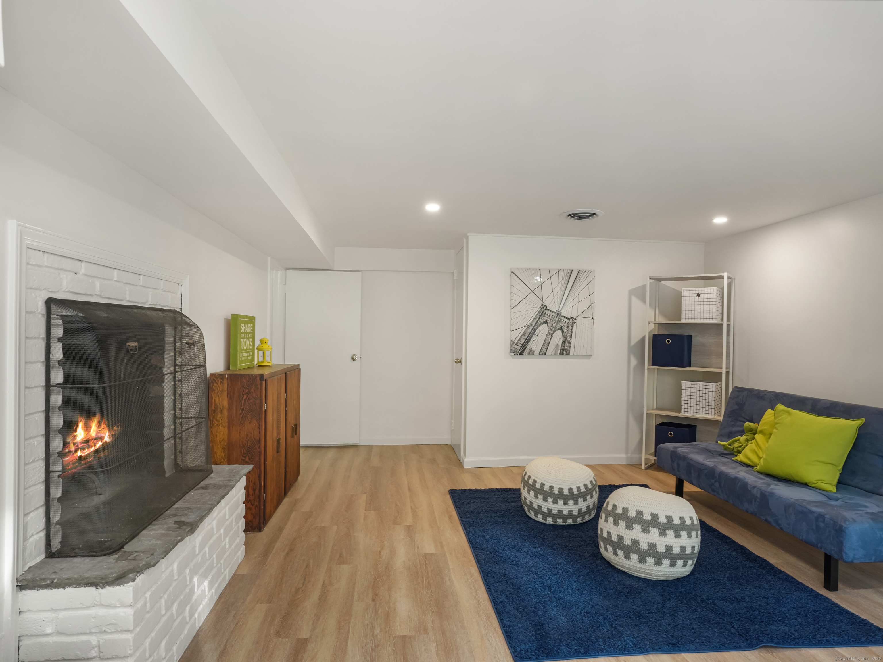 23 Tubbs Spring, Weston, Connecticut 06883