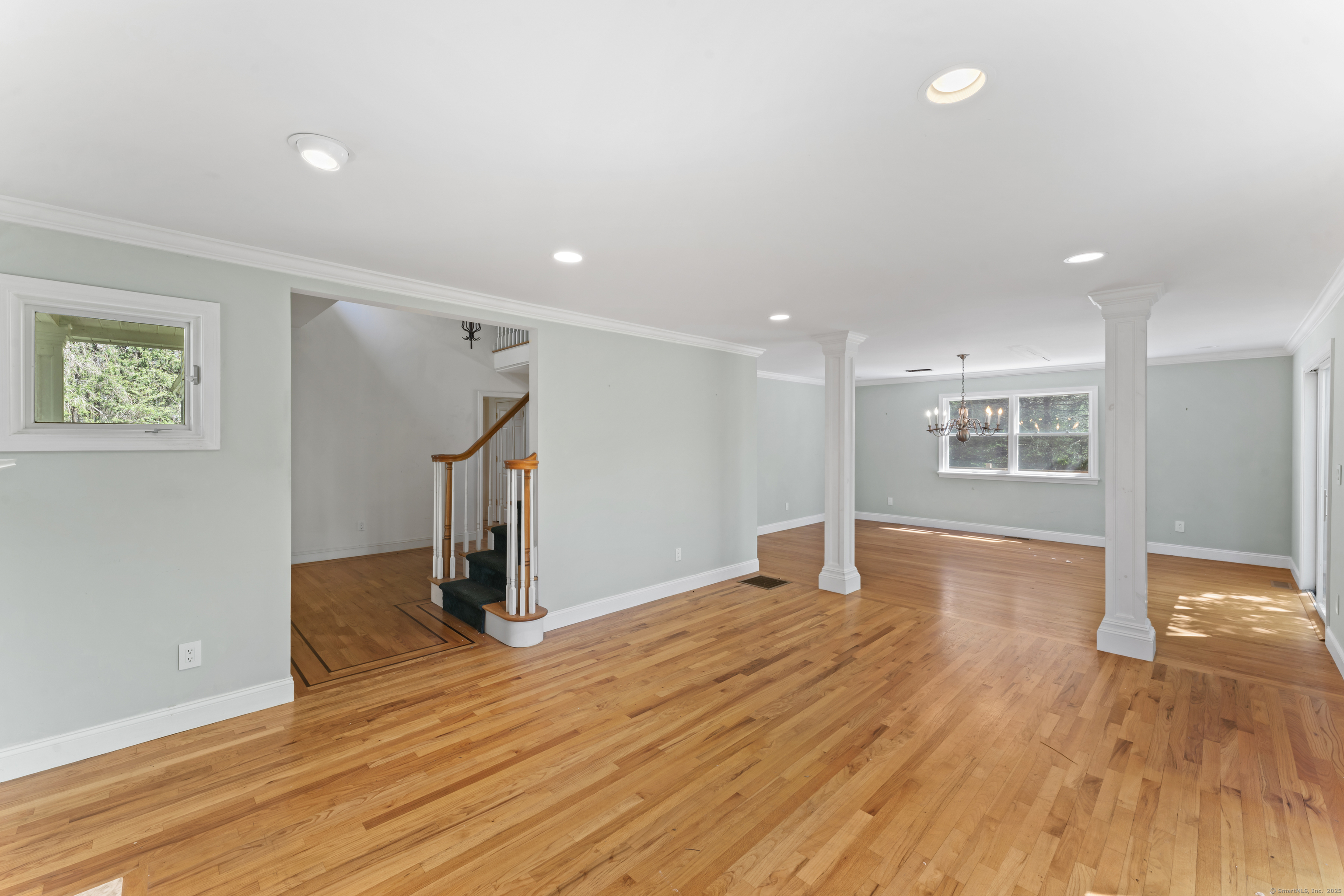 913 Ridgefield, Wilton, Connecticut 06897