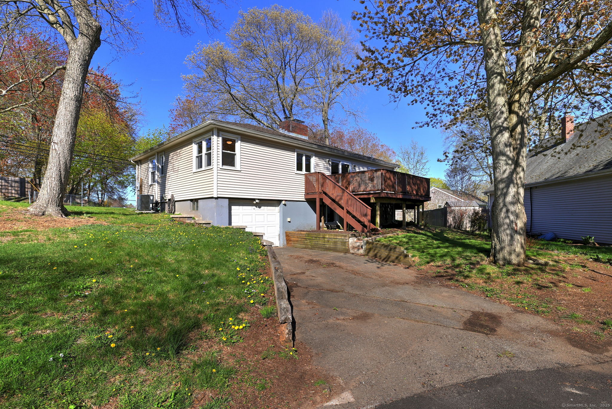 723 Buckingham, Milford, Connecticut 06460