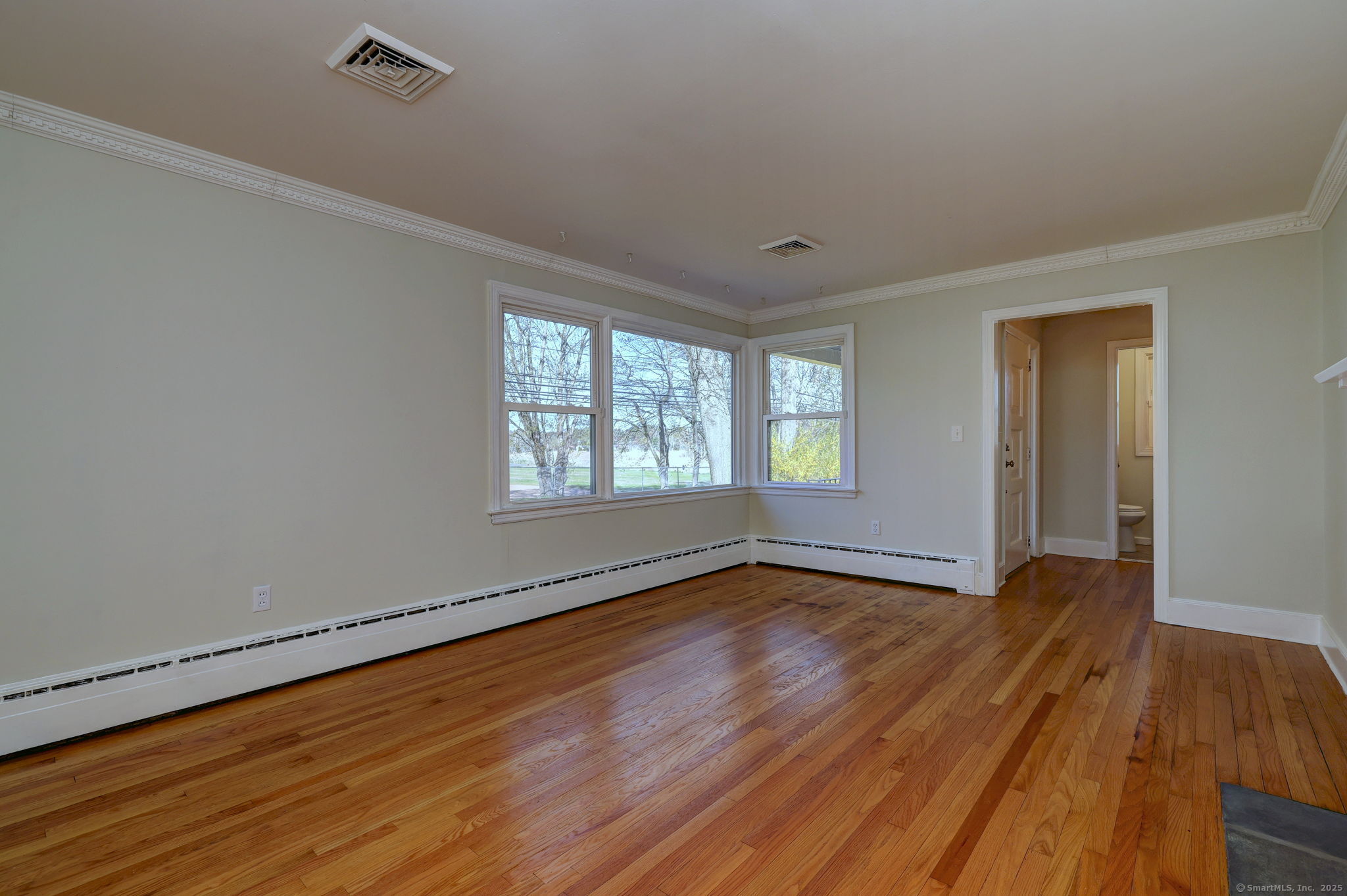 723 Buckingham, Milford, Connecticut 06460