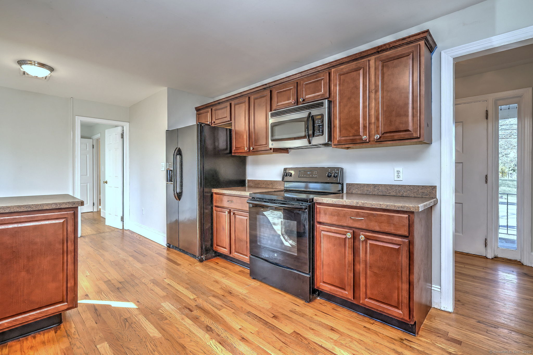 723 Buckingham, Milford, Connecticut 06460