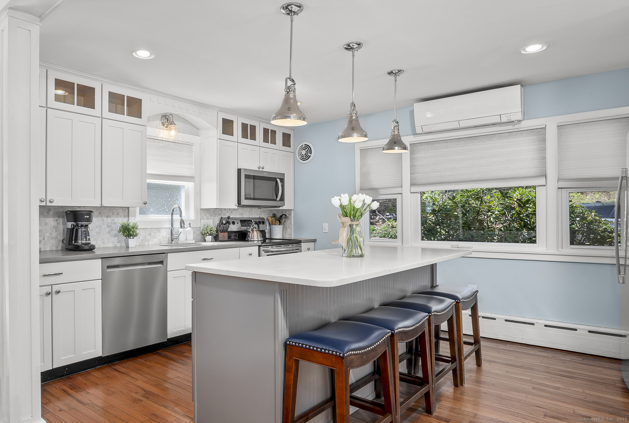 29 Old Neversink, Danbury, Connecticut 06811
