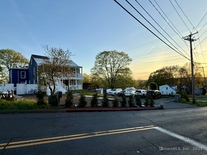 Homes for sale in Derby, CT | 310 Sentinel Hill Rd, Derby, CT 06418 | MLS# 24092158