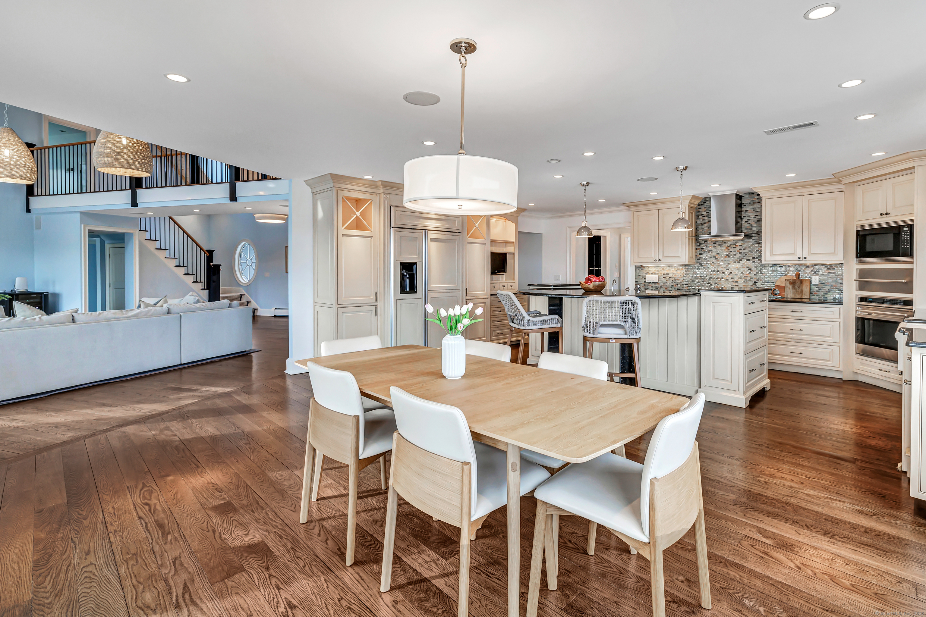 29 Covelee, Norwalk, Connecticut 06855
