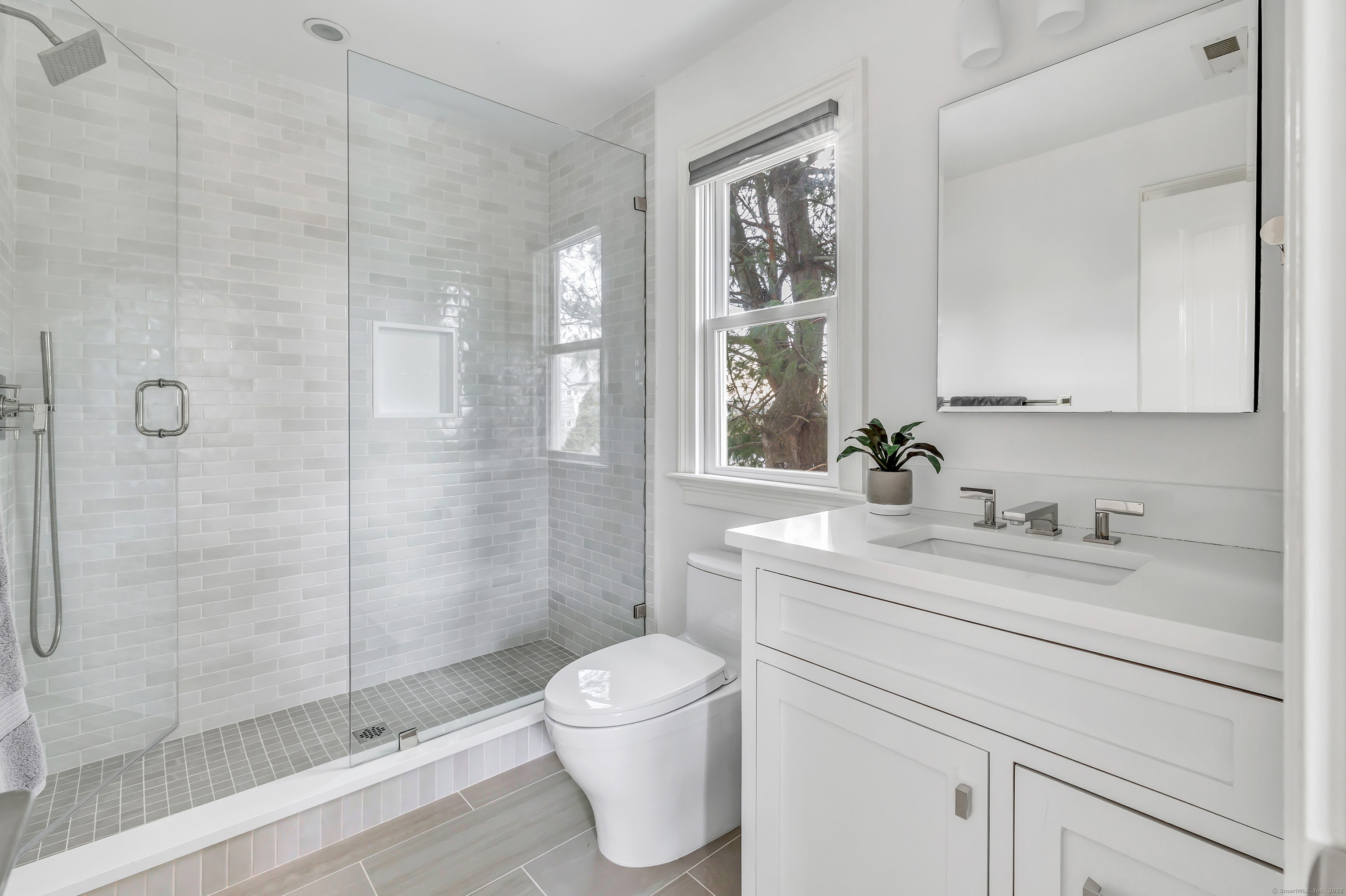 29 Covelee, Norwalk, Connecticut 06855