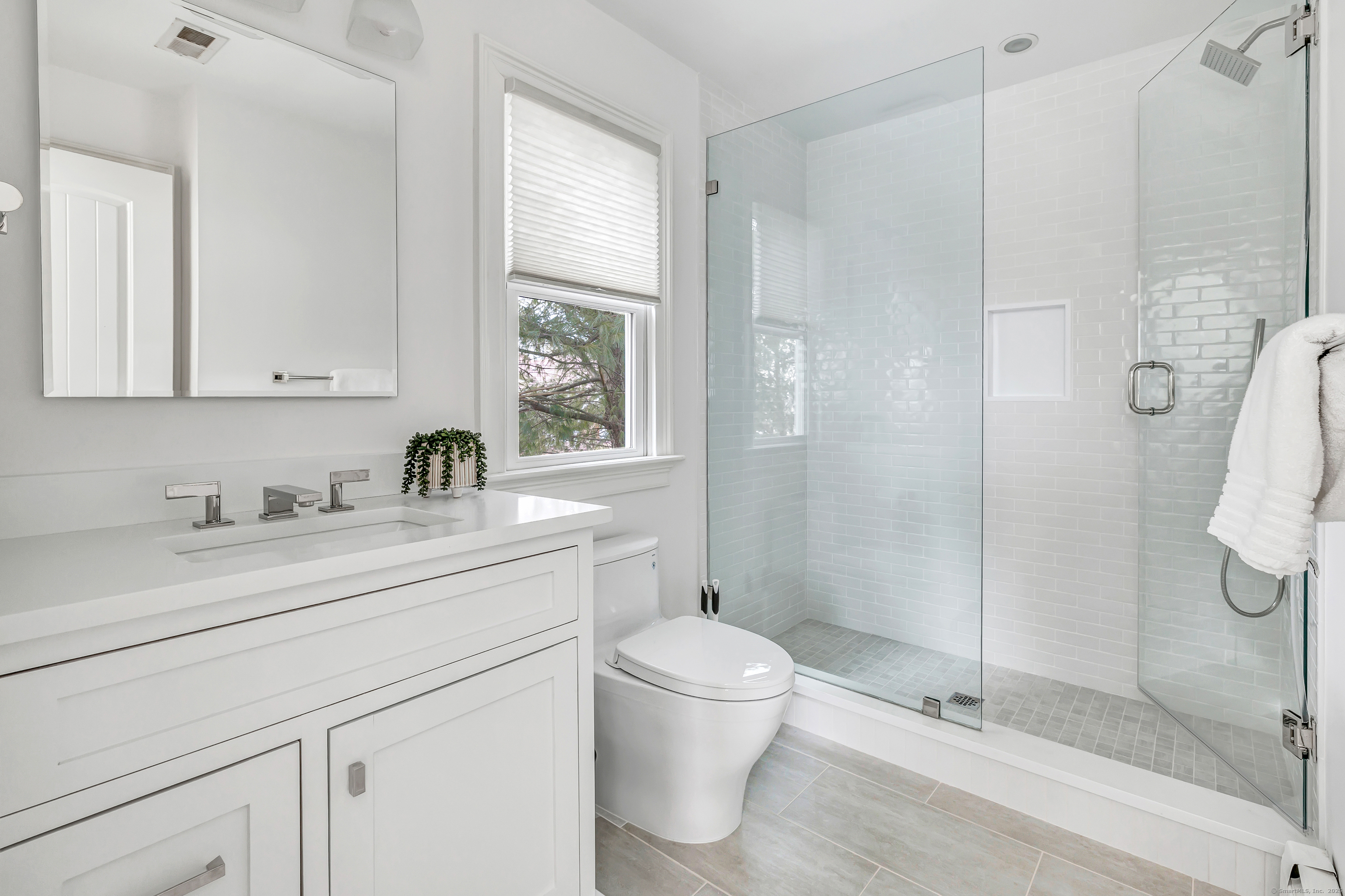 29 Covelee, Norwalk, Connecticut 06855