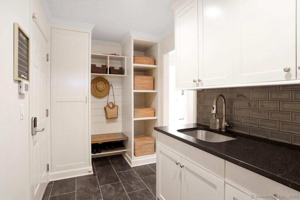 81 Silver Hill, Ridgefield, Connecticut 06877