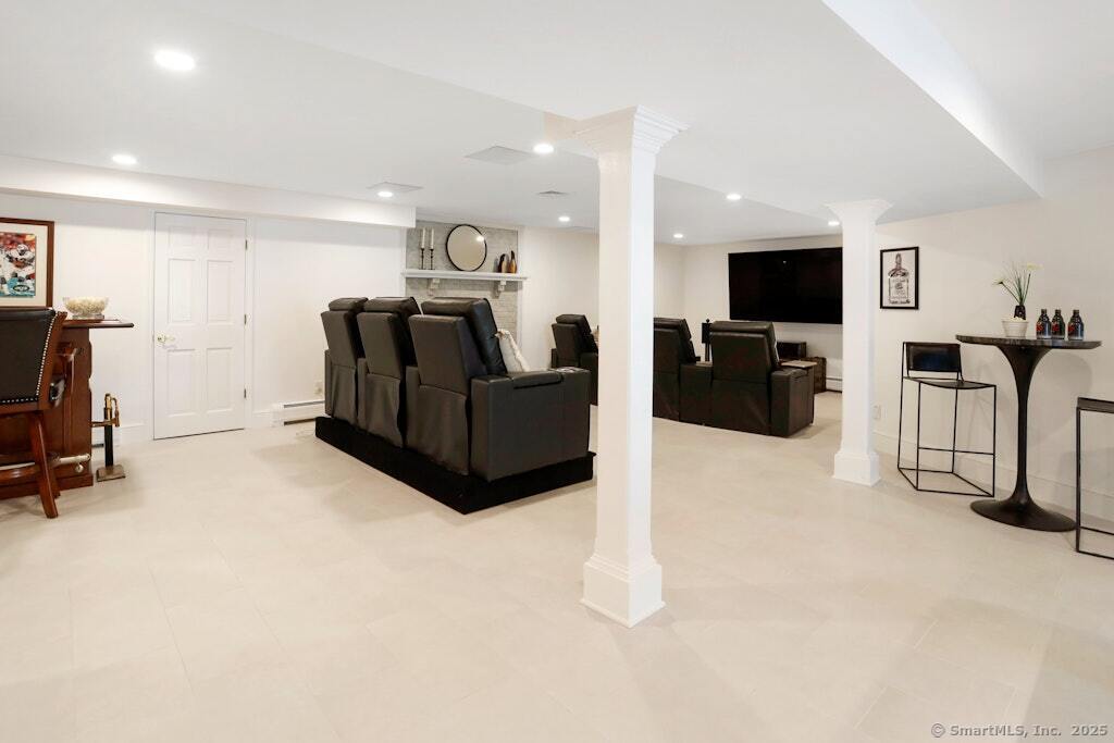 81 Silver Hill, Ridgefield, Connecticut 06877