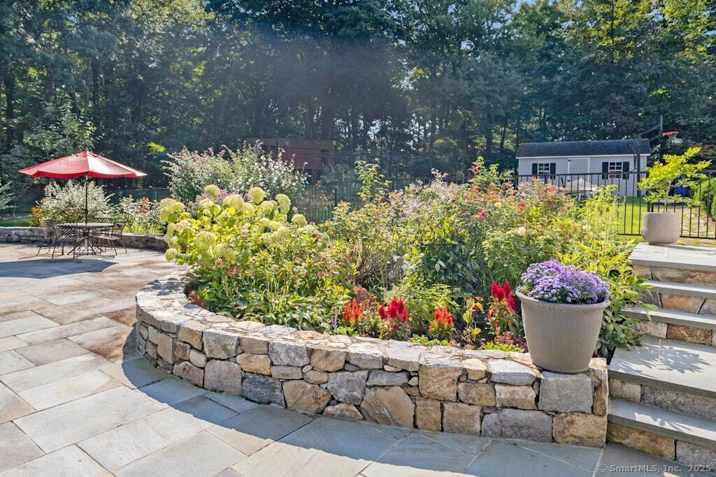 81 Silver Hill, Ridgefield, Connecticut 06877