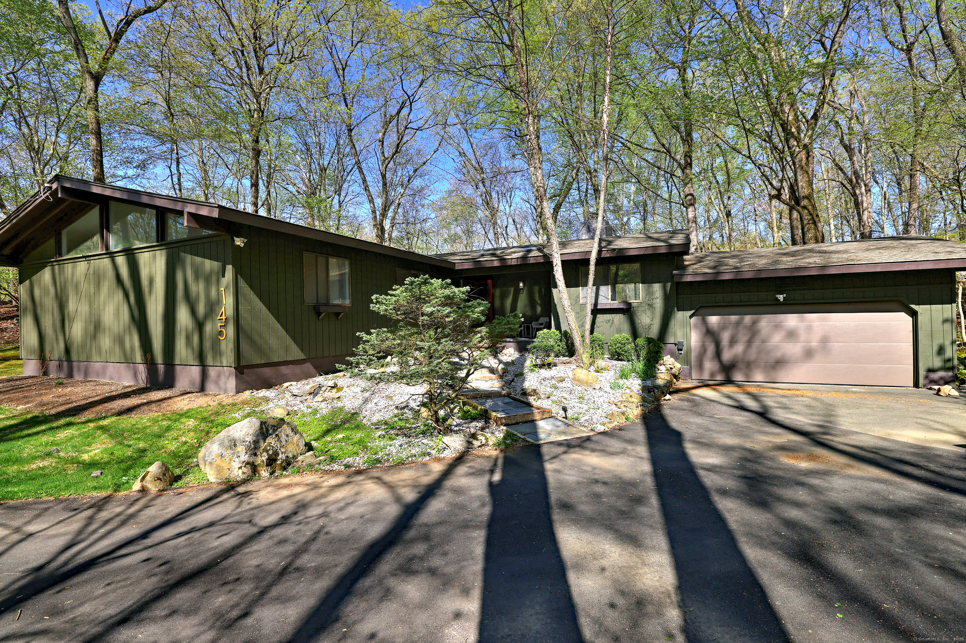145 Guinea, Stamford, Connecticut 06903