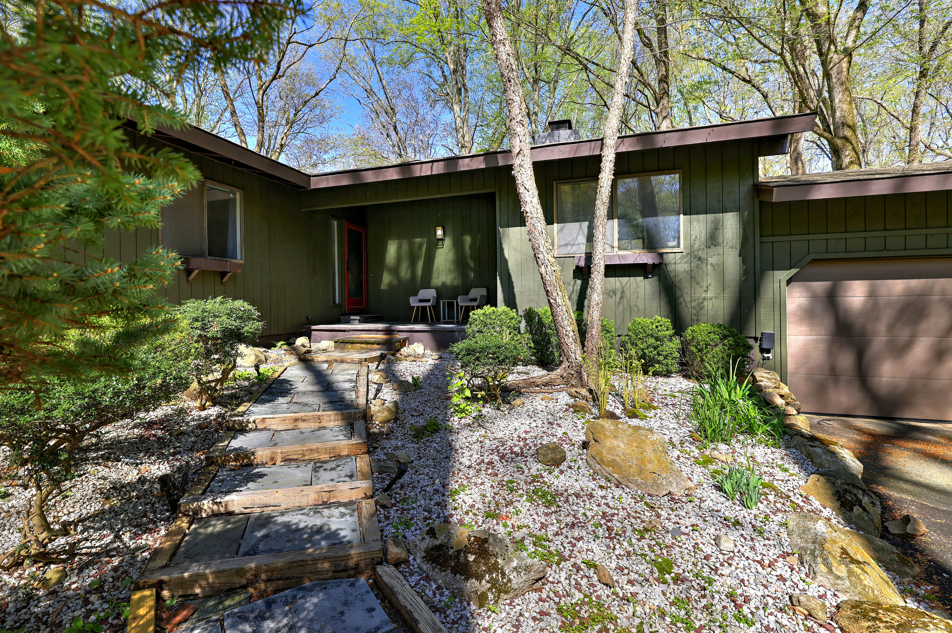 145 Guinea, Stamford, Connecticut 06903