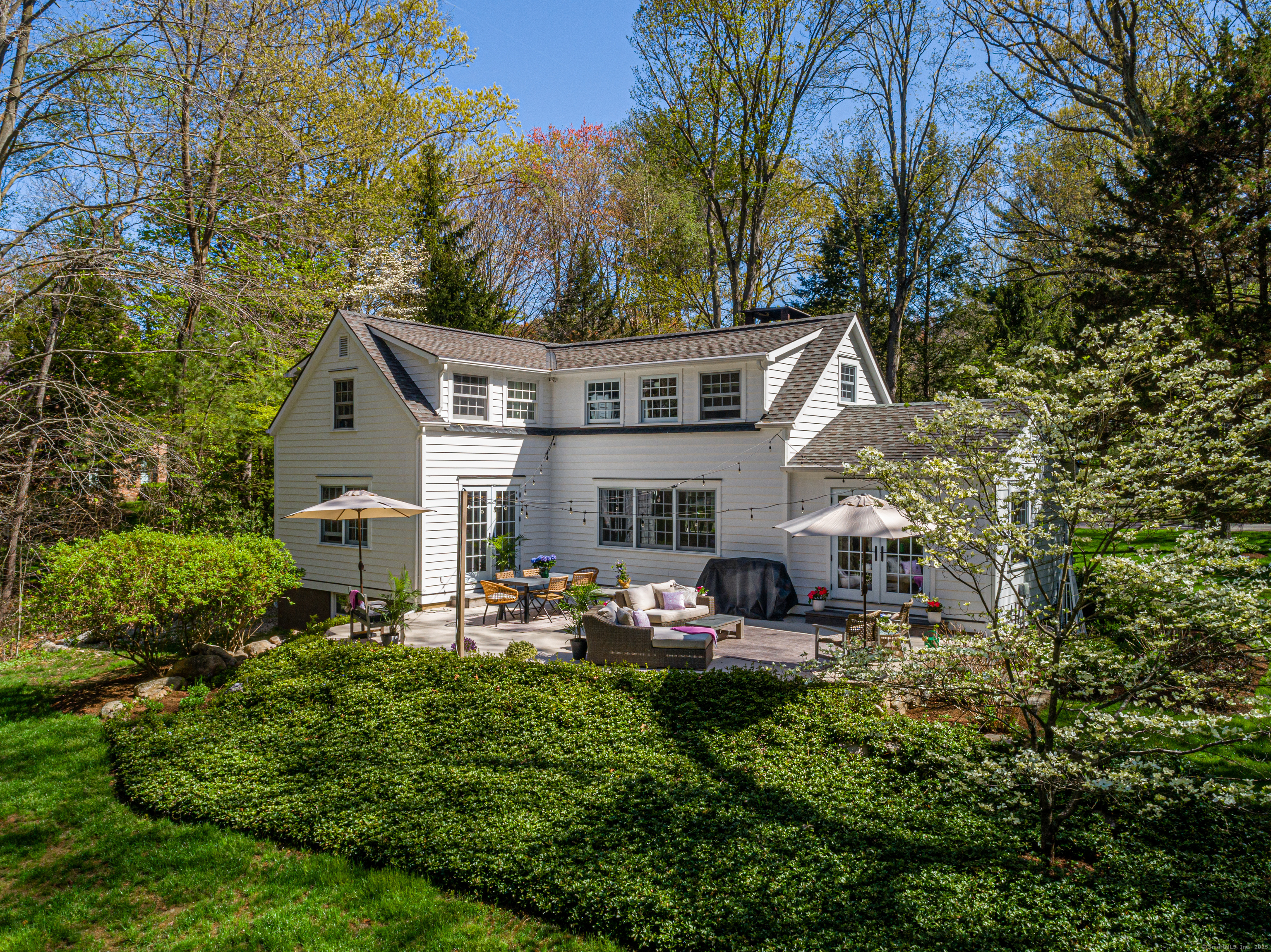 128 Blackwood, Stamford, Connecticut 06903