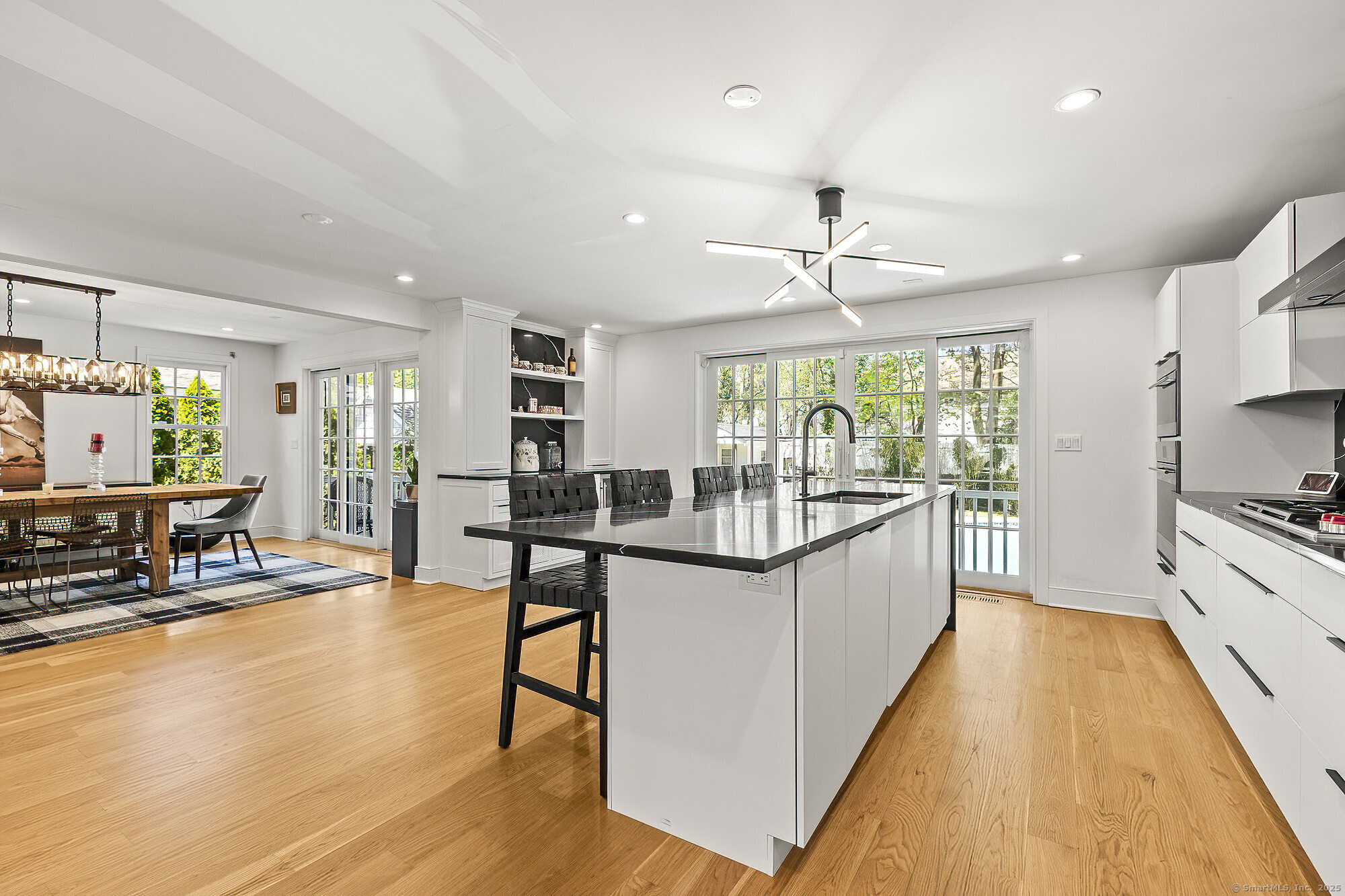 10 Hassake, Greenwich, Connecticut 06870