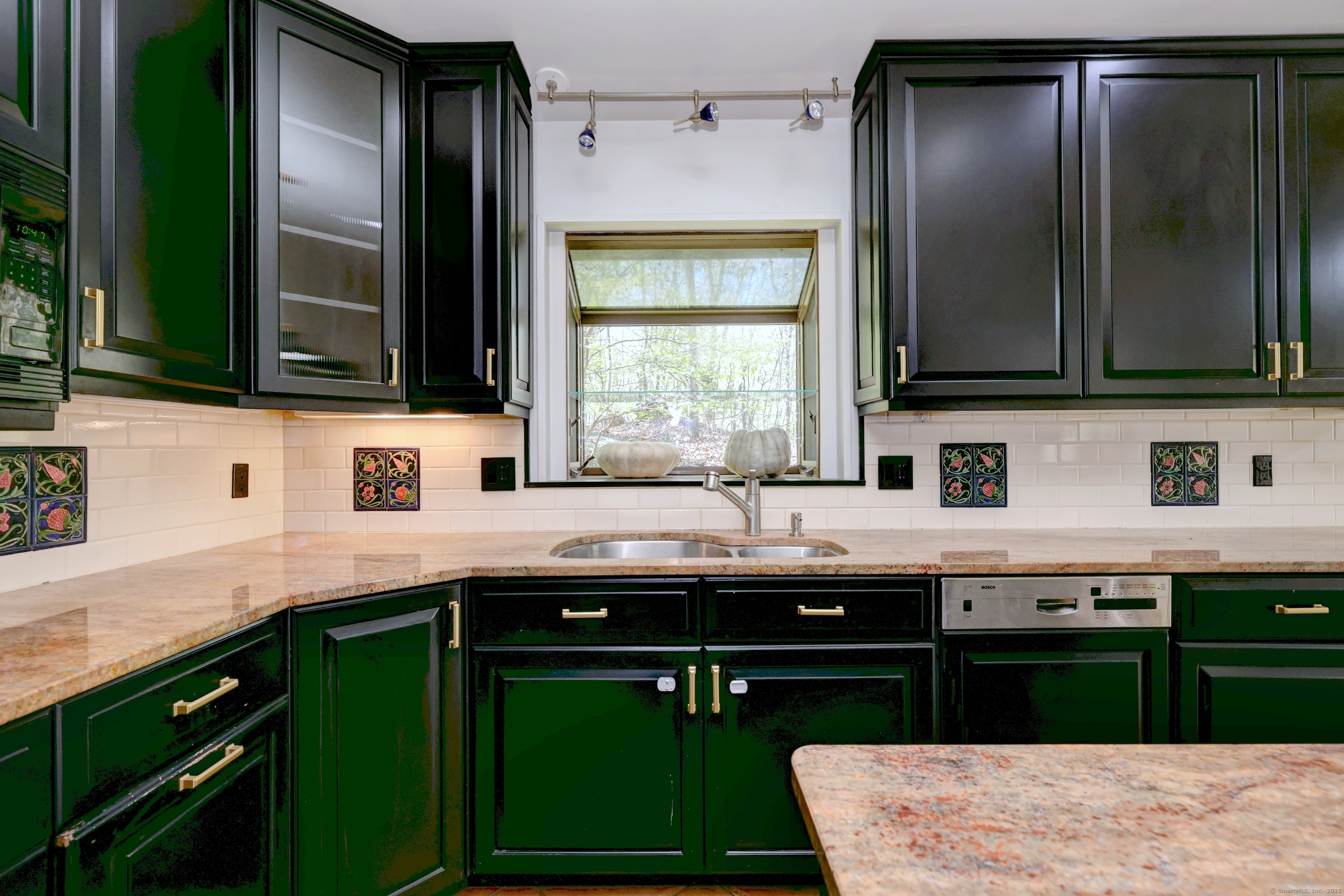 145 Guinea, Stamford, Connecticut 06903