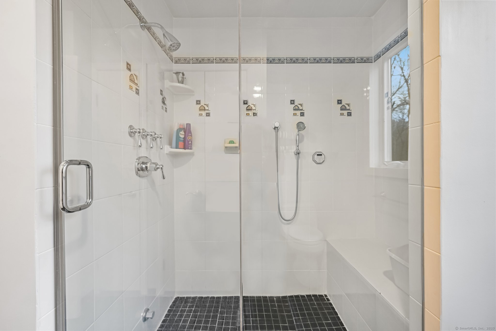 681 River, Greenwich, Connecticut 06807