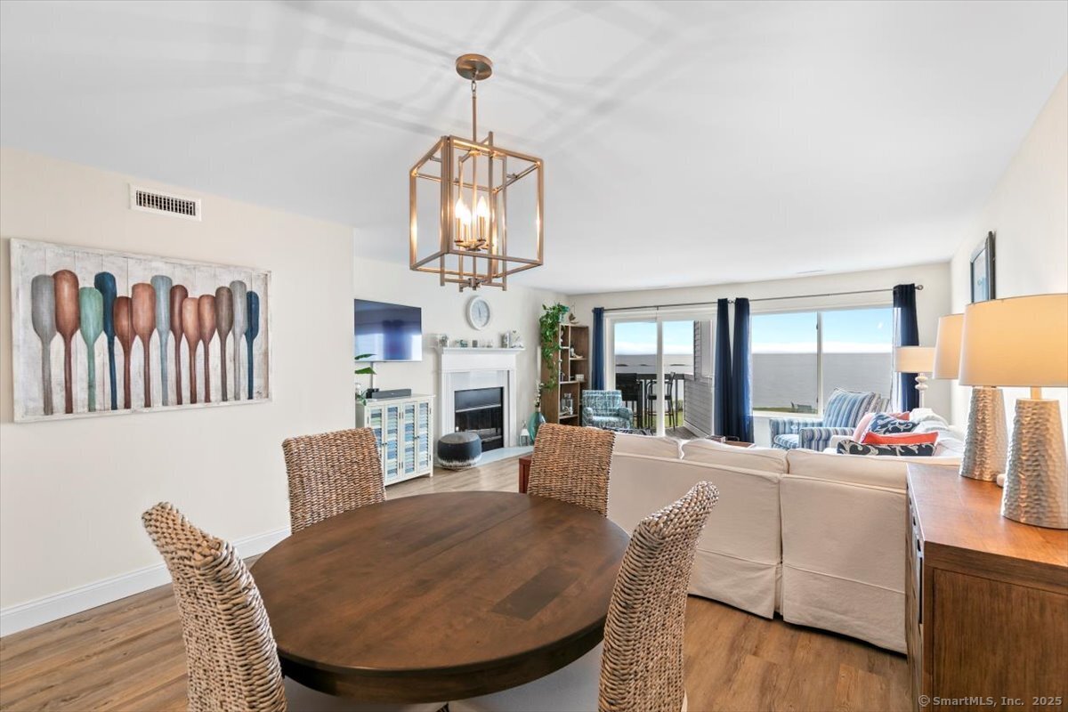 1 Mansfield Grove, East Haven, Connecticut 06512