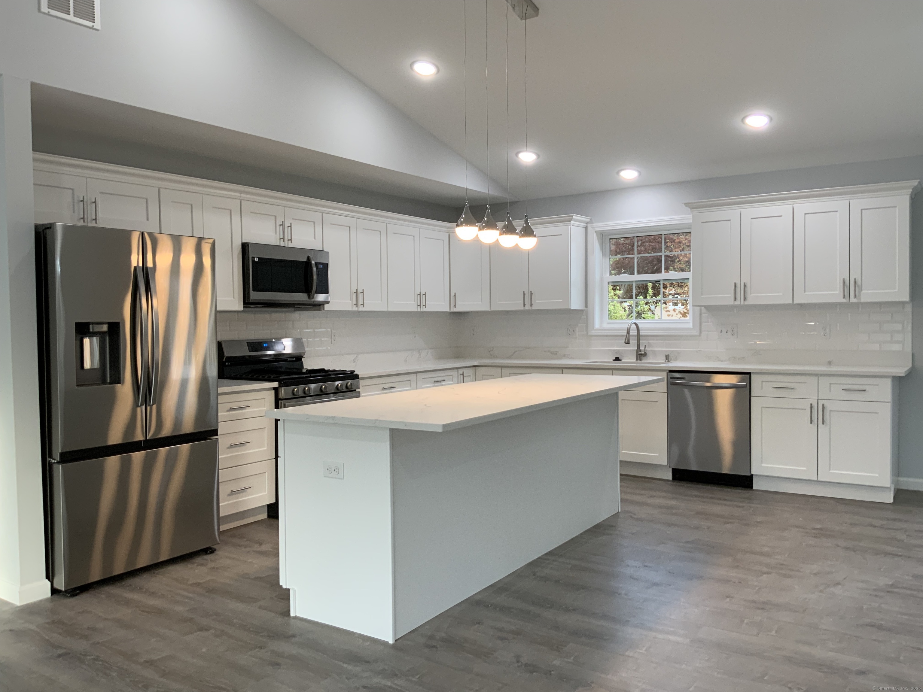 26 Harold, West Haven, Connecticut 06516