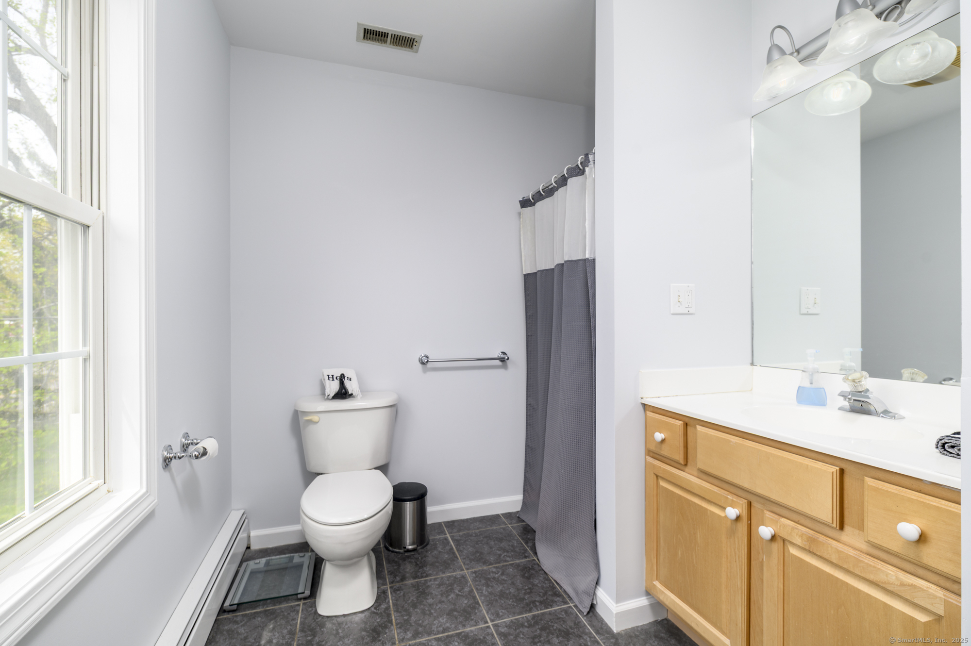 117 Middlebrooks, Trumbull, Connecticut 06611