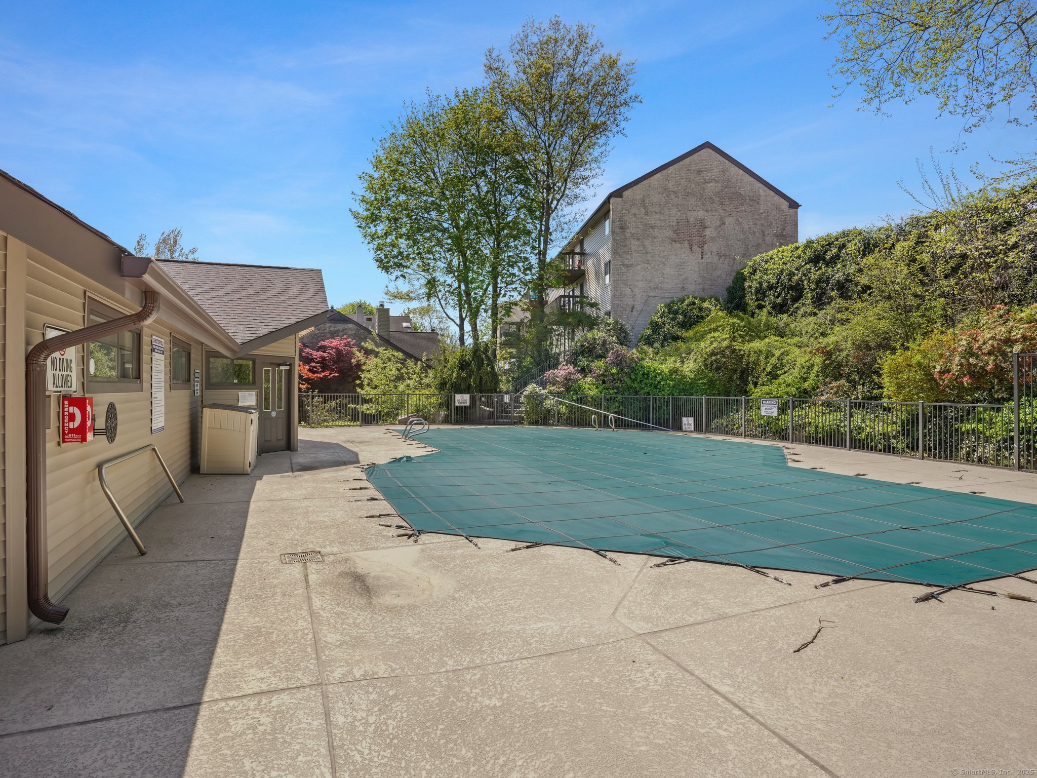 2437 Bedford Street A6